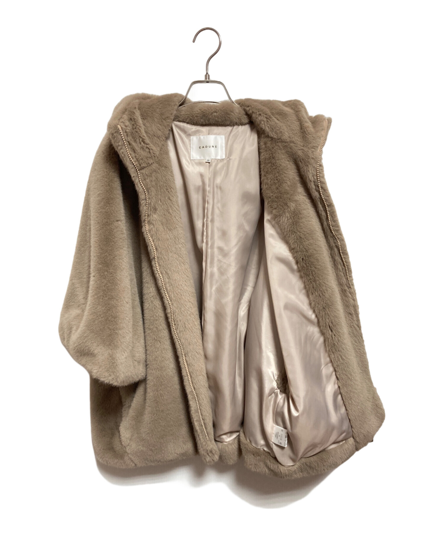 中古・古着通販】CADUNE (カデュネ) ポンチョ ベージュ サイズ:38