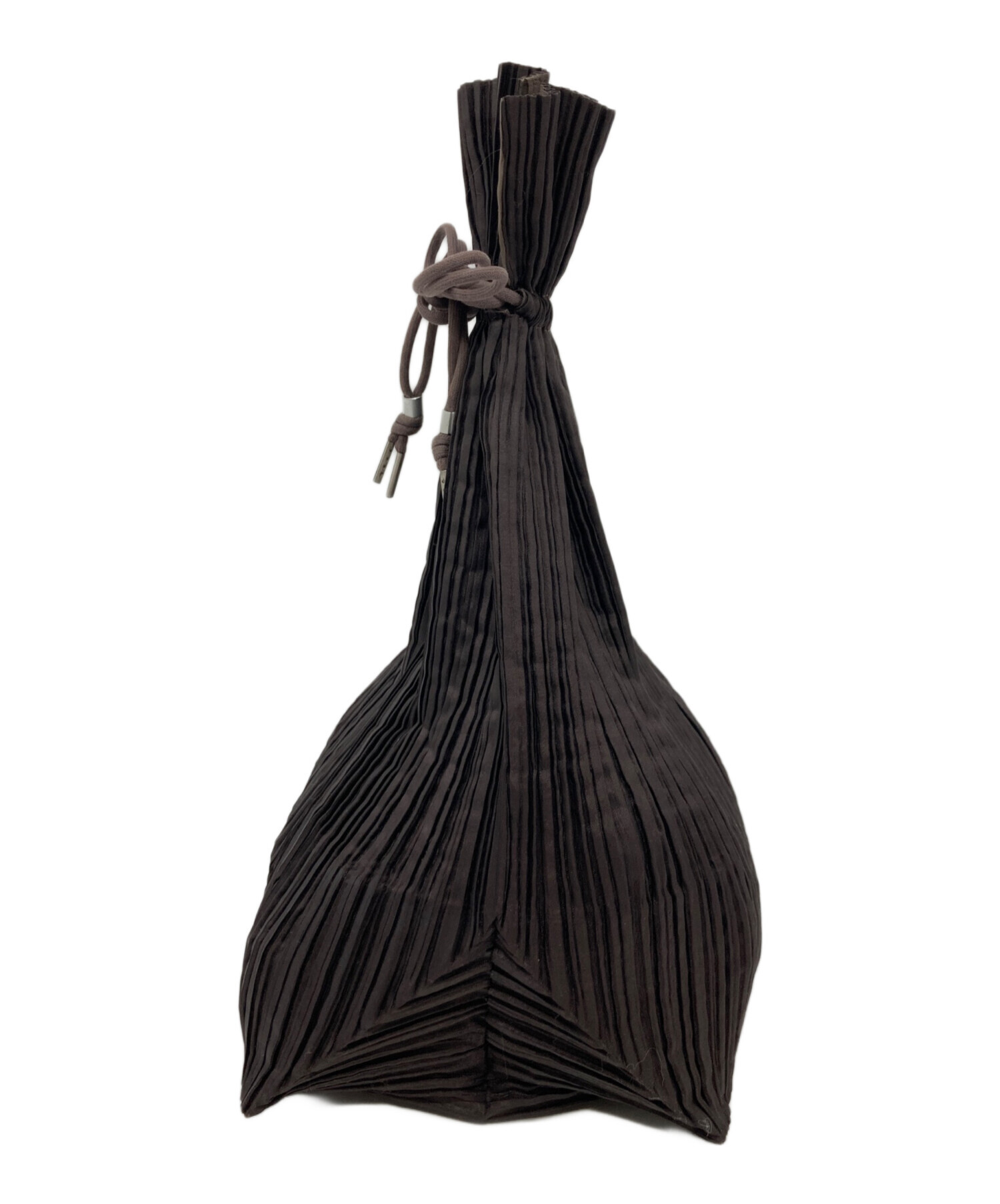 中古・古着通販】ISSEY MIYAKE (イッセイミヤケ) プリーツ巾着バッグ 