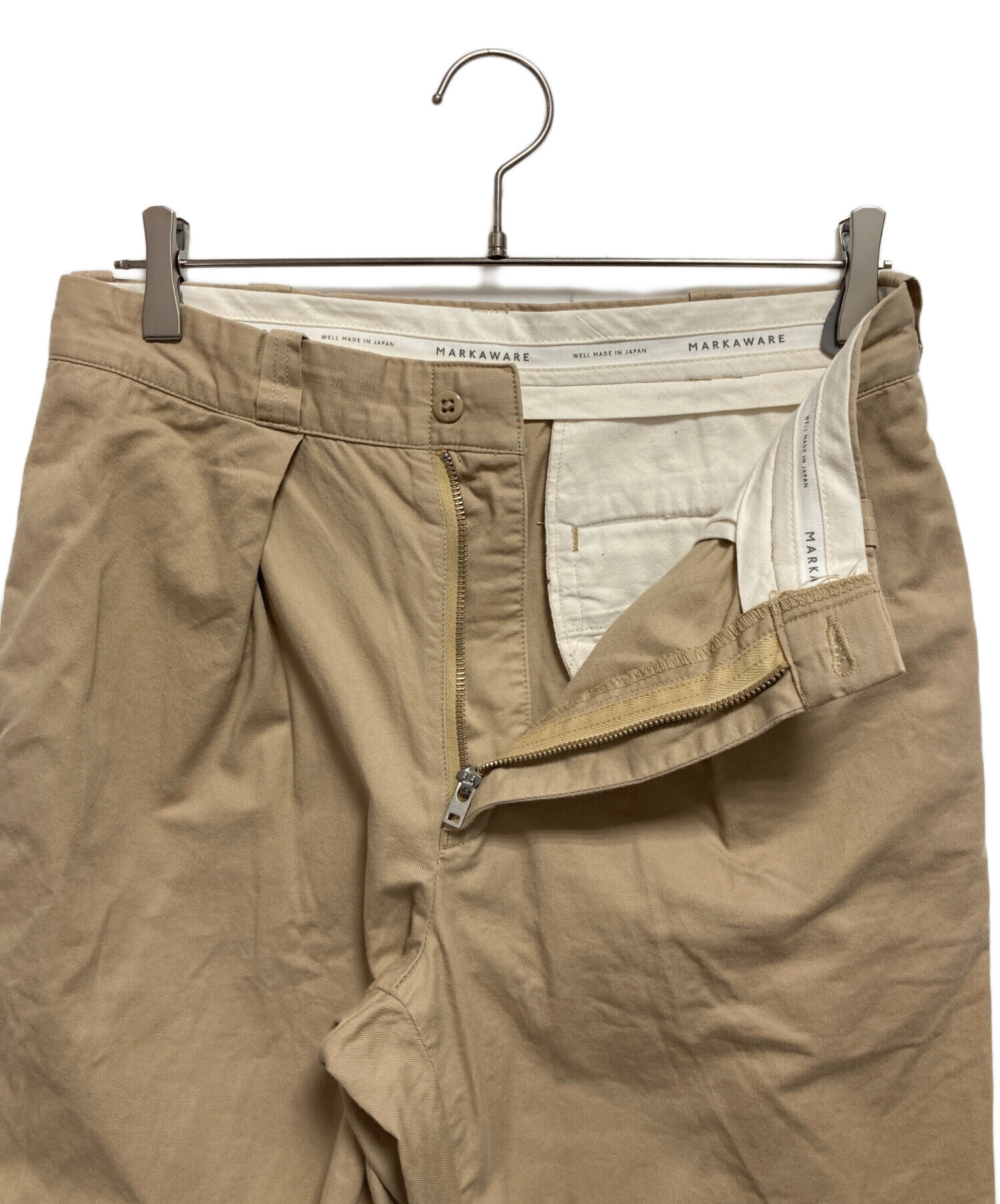 中古・古着通販】MARKAWARE (マーカウェア) FRONT PLEATS PEGTOP