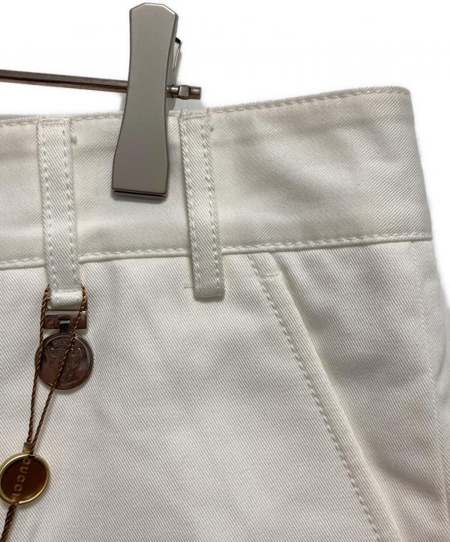 中古・古着通販】GUCCI (グッチ) ロゴチャームハーフパンツ ホワイト