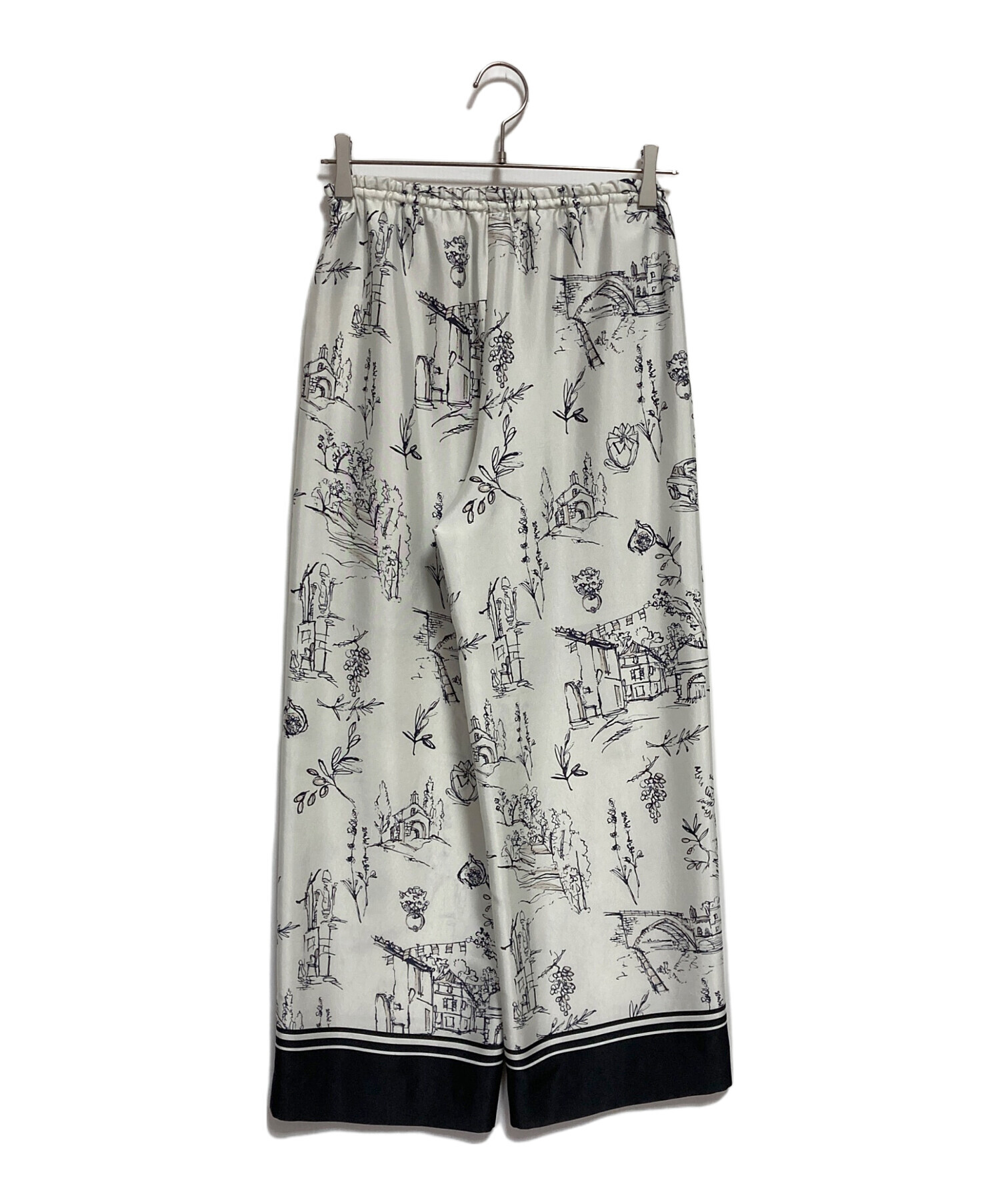 トゥモローランドコレクション 花柄パンツ　34 中古・古着通販】TOMORROW LAND collection (トゥモローランド