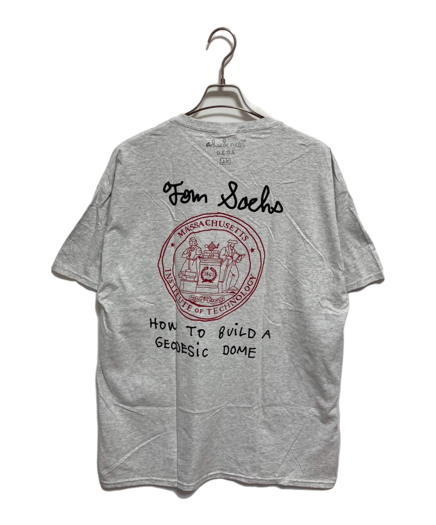 新品 Tom Sachs トムサックス スタッフTシャツ L 中古・古着通販】Tom Sachs (トム・サックス) プリントTシャツ グレー