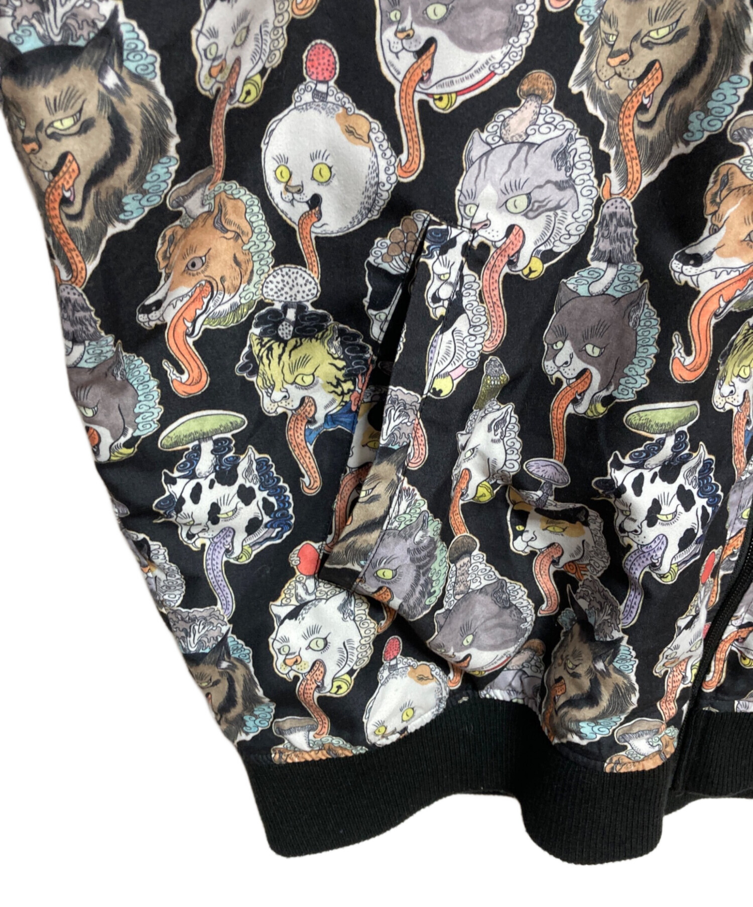 石黒亜矢子 グラニフ 猫舌茸化け猫リバーシブル ブルゾン Ｌサイズ Design Tshirts Store graniph（デザイン ティーシャツ ストア