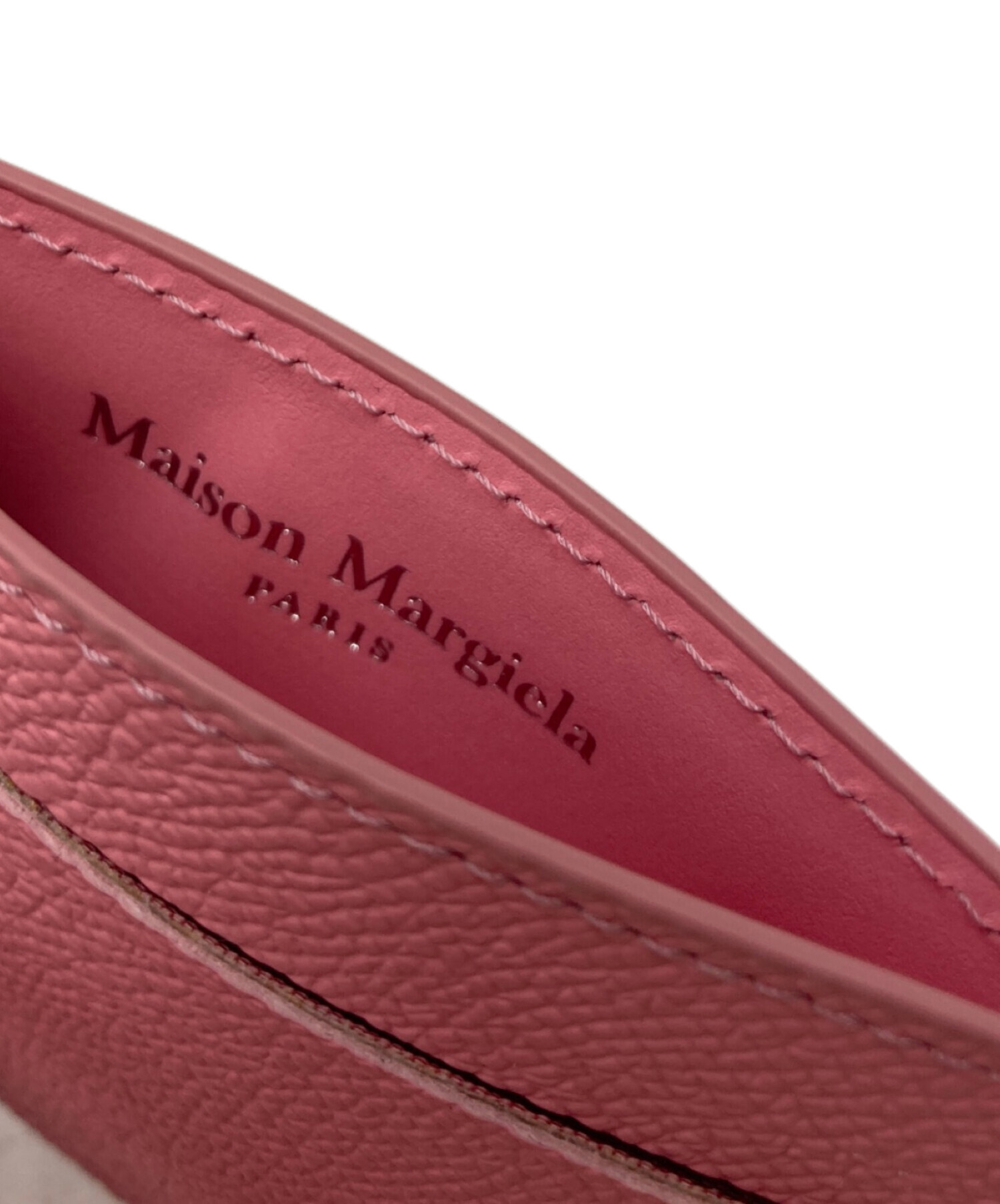 Maison Margiela メゾンマルジェラ ベスト XS ピンク 【古着】【中古】【送料無料】 Maison Margiela メゾンマルジェラ ベスト XS ピンク 【古着】【中古