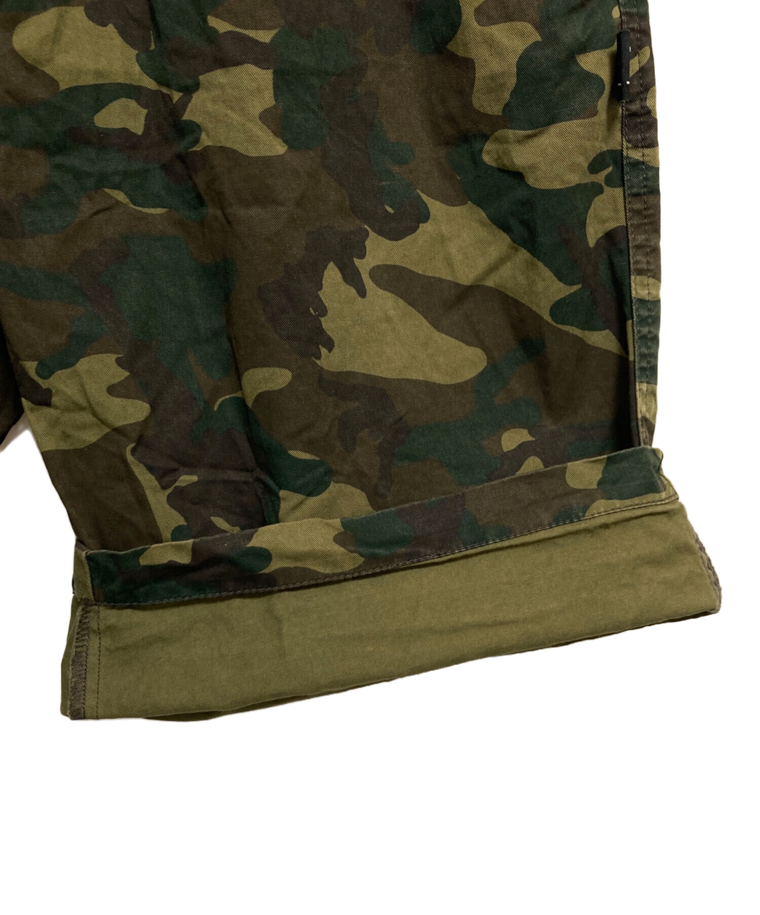 中古・古着通販】stussy (ステューシー) カモフラショートパンツ