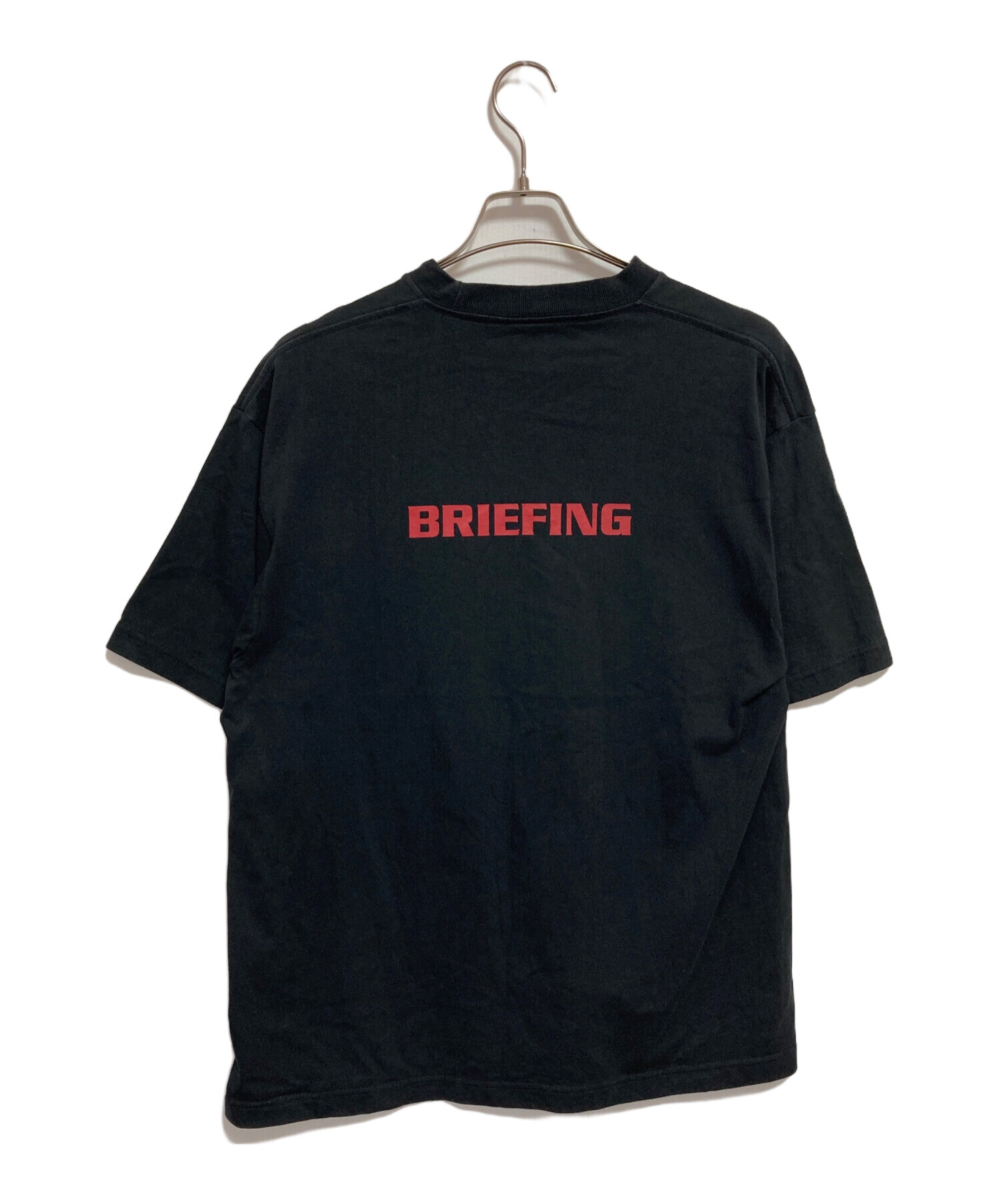 BRIEFING ブラック ロゴ入りシャツ 中古・古着通販】BRIEFING (ブリーフィング) ロゴプリントTシャツ