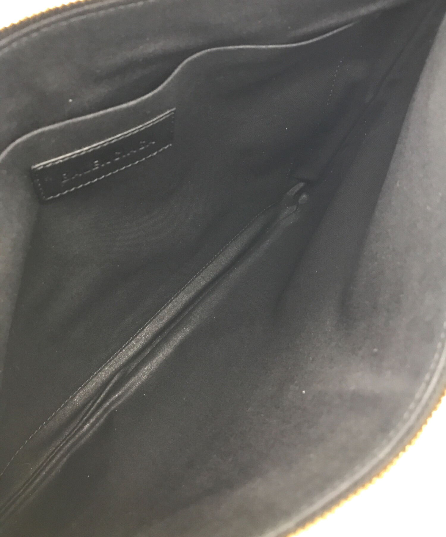 他アプリで商談中　早い者勝ち　BALENCIAGAのクラッチバッグ　23日に売れます。 中古・古着通販】BALENCIAGA (バレンシアガ) クラッチバッグ ブラック