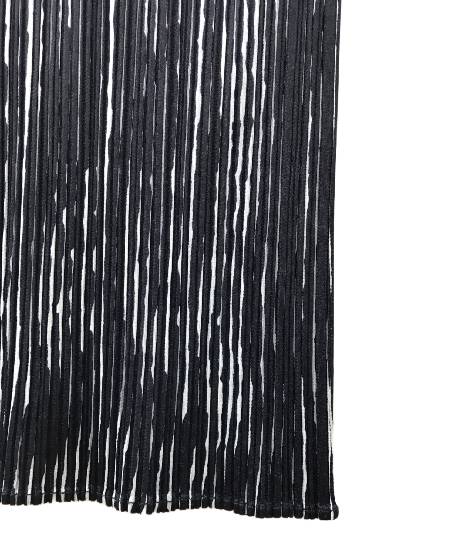 PLEATS PLEASE 黒のプリーツノースリーブワンピース プリーツプリーズPLEATS PLEASE プリーツノースリーブダブルジップ
