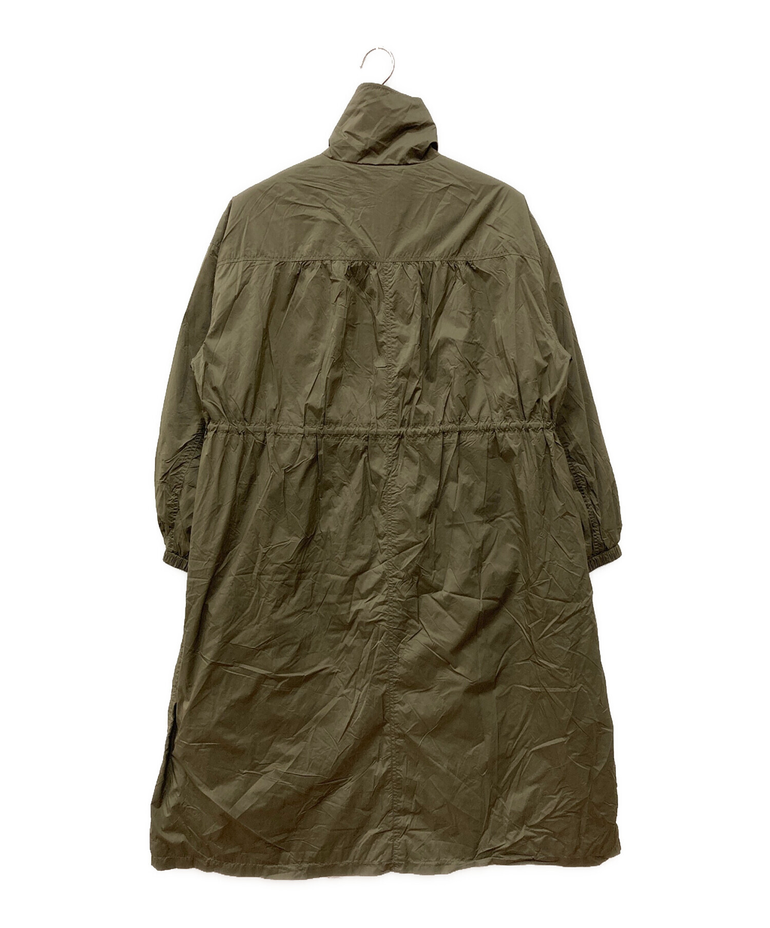 【新品タグ付き】Spick and Span 撥水パディングコート カーキ Spick & Span（スピックアンドスパン）の「撥水パディングコート