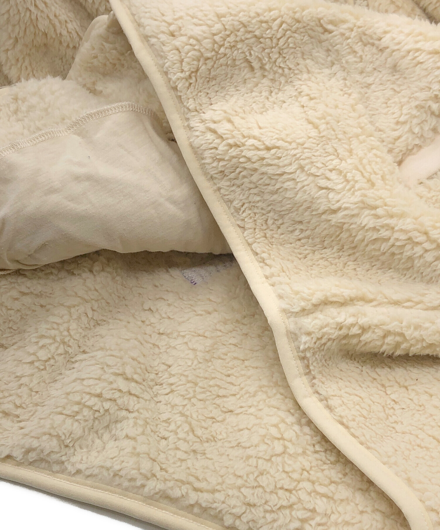 DIESEL / フリースジャケット/XXS/ポリエステル/ベージュ/無地 中古・古着通販】DIESEL (ディーゼル) 刺繍フリースジャケット