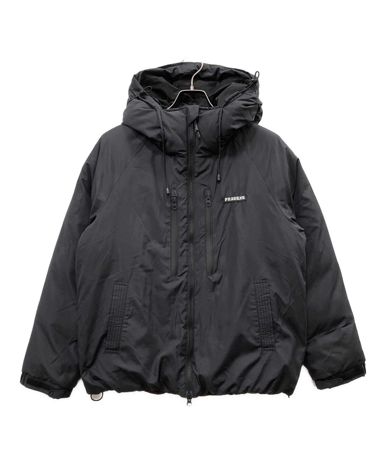 PHATRNK ブラック フード付きジャケット 中古・古着通販】PHATRNK (ファットランク) OLD ENGLISH LOGOパファー