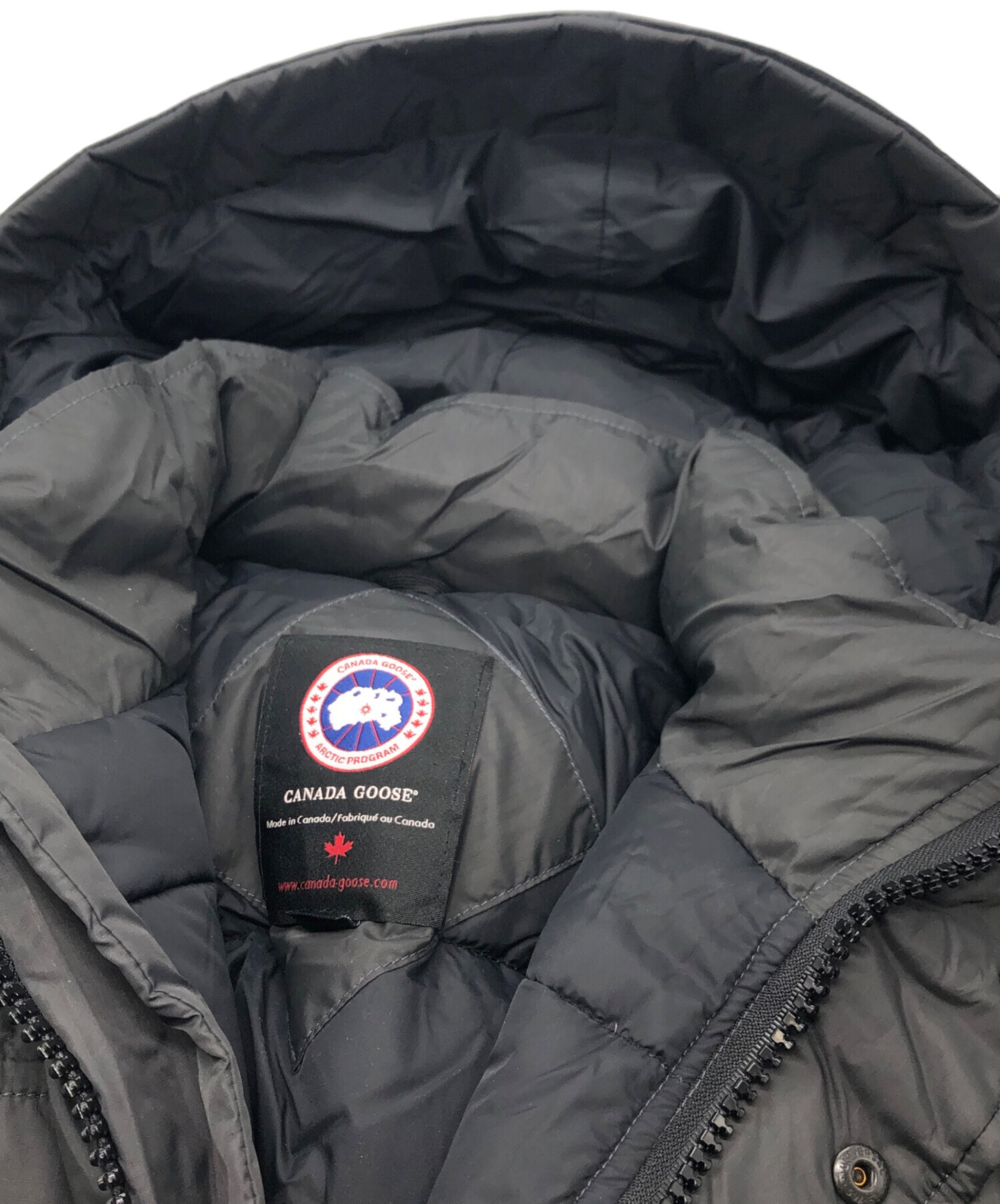 中古・古着通販】CANADA GOOSE (カナダグース) ダウンジャケット 中古・古着通販】CANADA GOOSE (カナダグース) ダウンジャケット