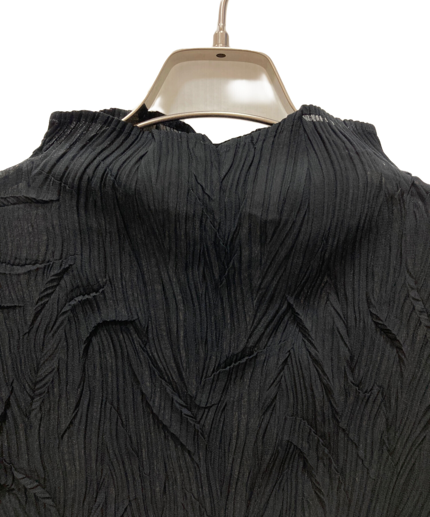 プリーツプリーズ　ハイネックトップス　ブラック Pleats Please Issey Miyake ハイネック プリーツトップ | ブラック