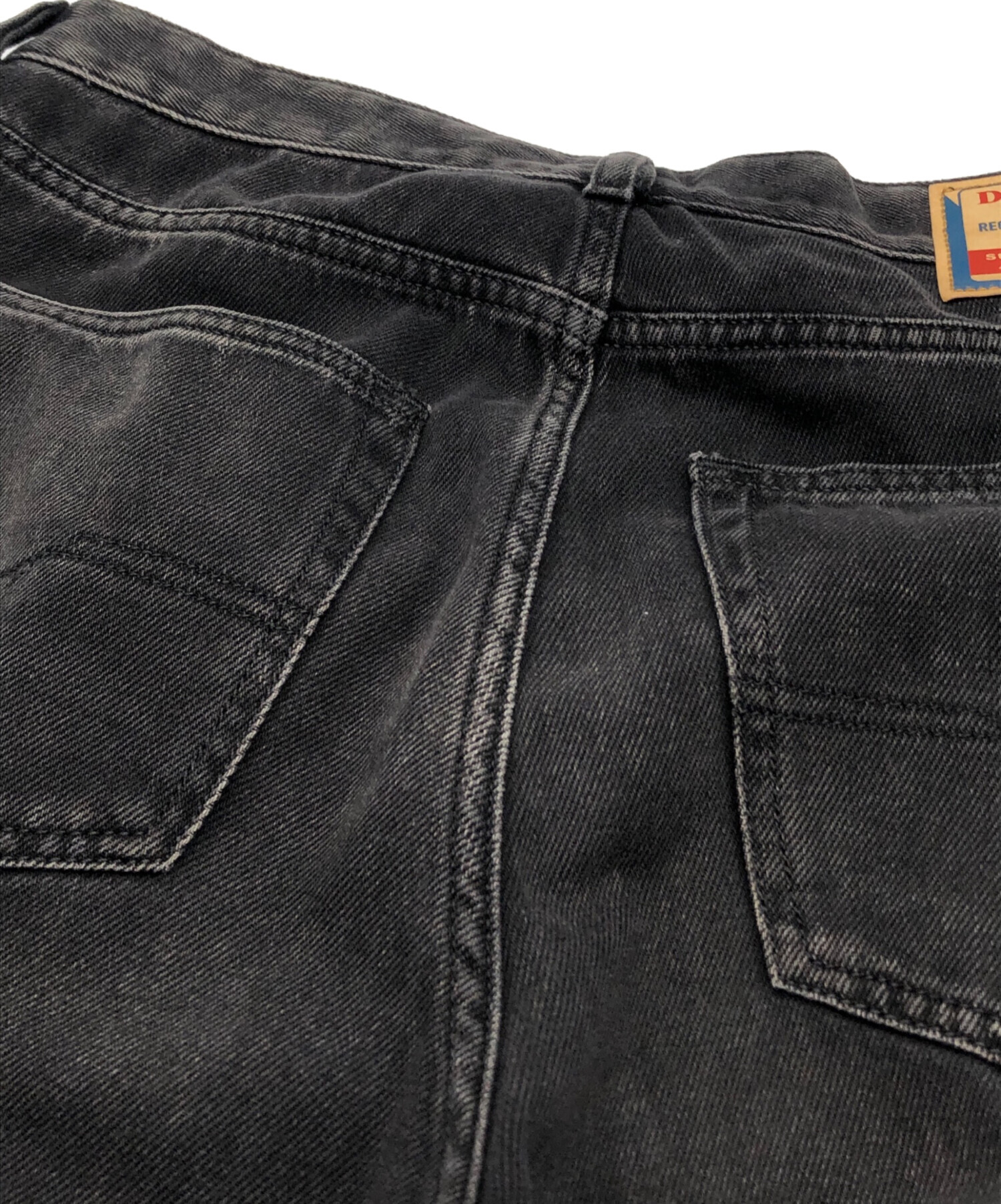 中古・古着通販】DIESEL (ディーゼル) Relaxed Jeans D-Rise ブラック