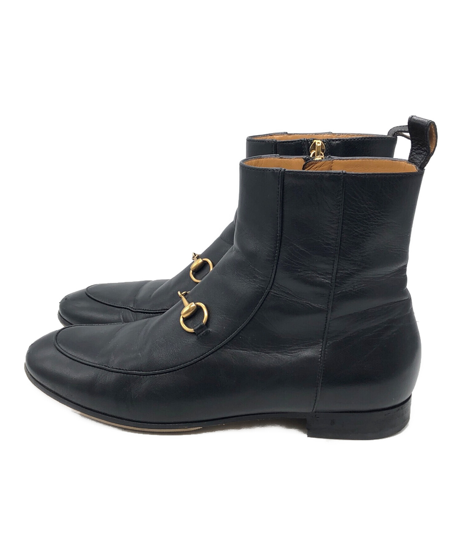 GUCCI　アンクルブーツ　ホースビット　ブラック　スエード　ショートブーツ ホースビット付き メンズ アンクルブーツ ・ブラック スエード | GUCCI公式