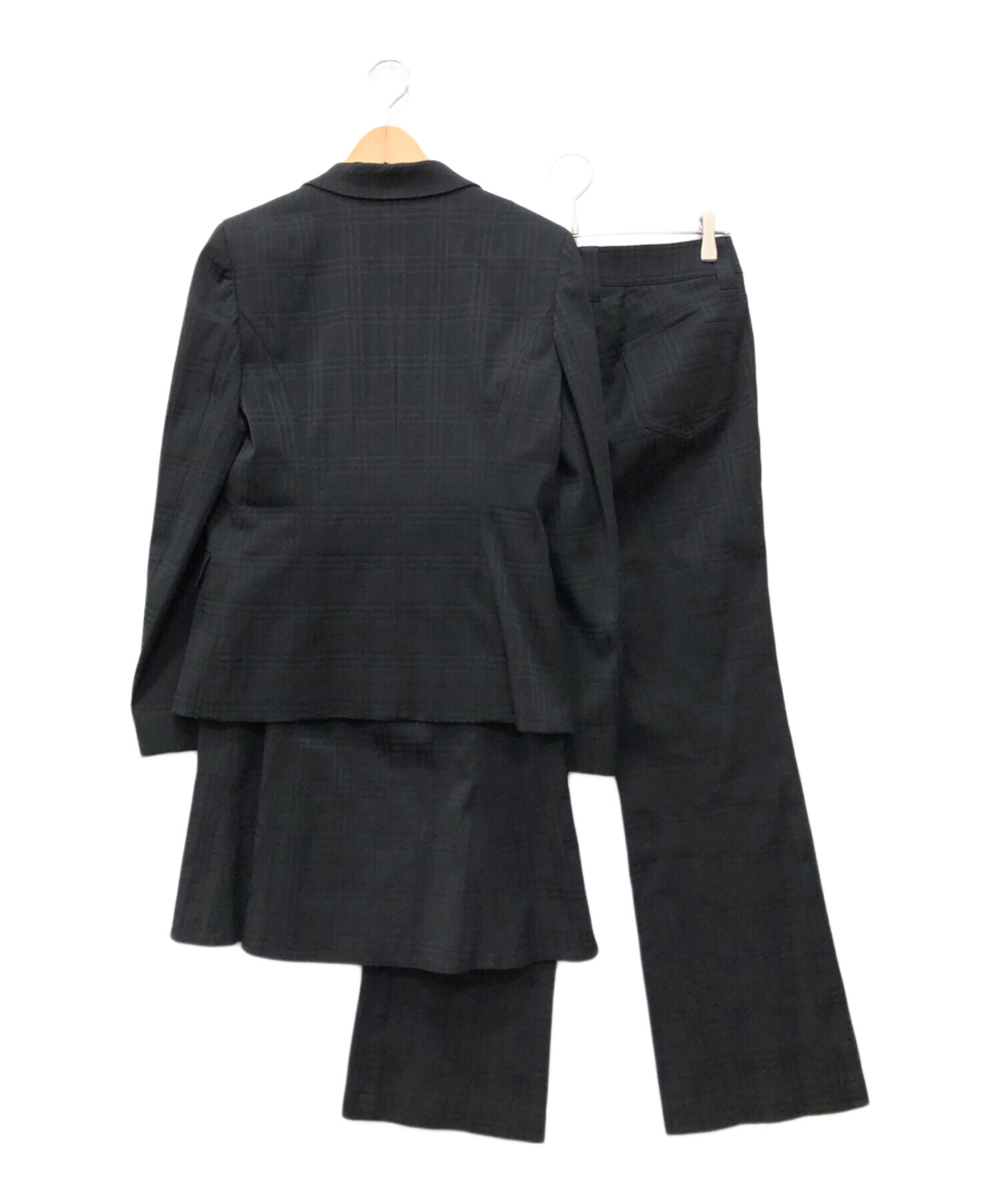 【最終値下げ】美品　バーバリーロンドン　黒　セットアップ 中古・古着通販】BURBERRY LONDON (バーバリーロンドン) セットアップ