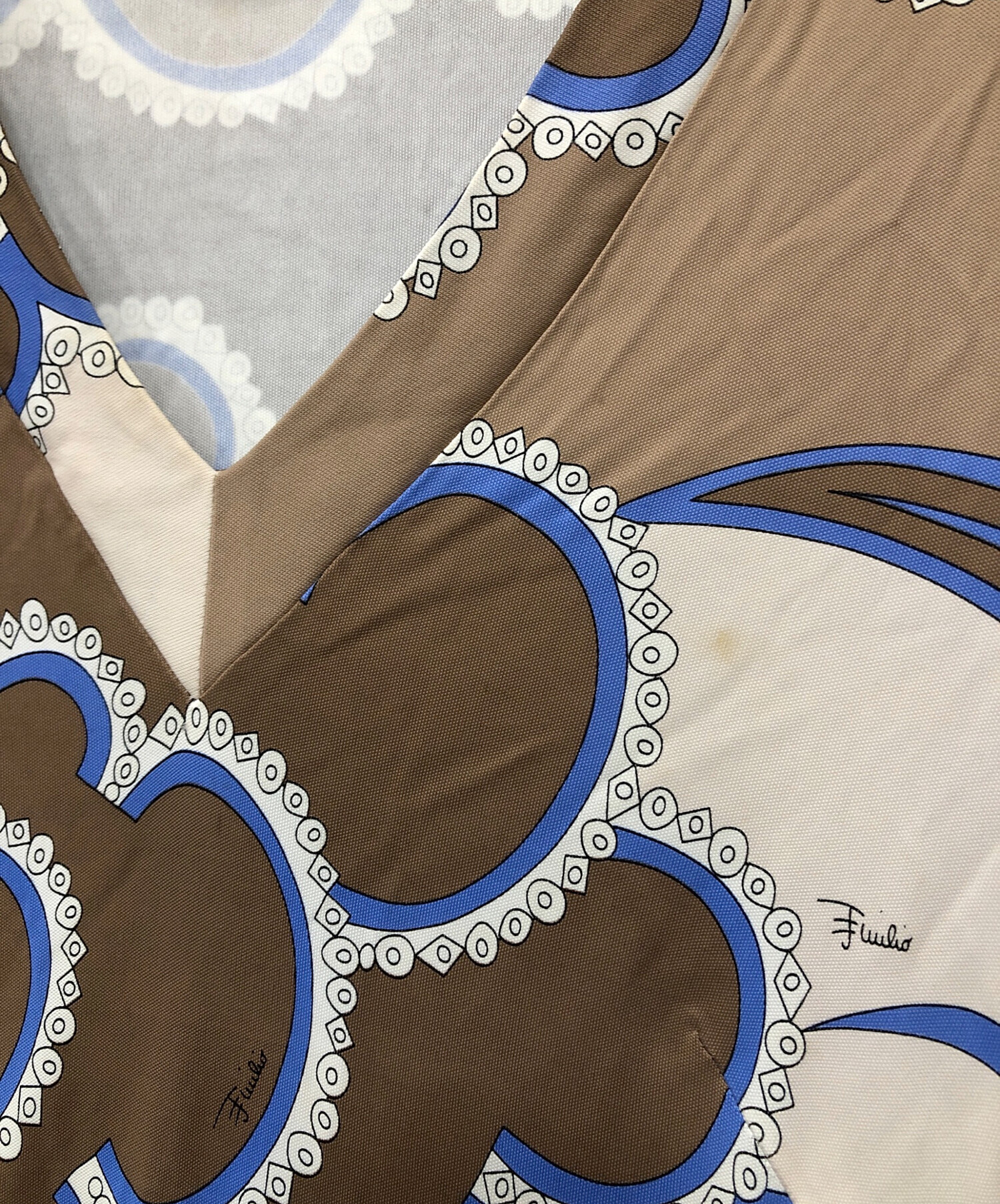 希少 エミリオプッチ 上質 レーヨン 総柄 デザイン 長袖 ワンピース 42 ワンピース 総柄 レーヨン ブルー マルチカラー エミリオプッチ – RECLO