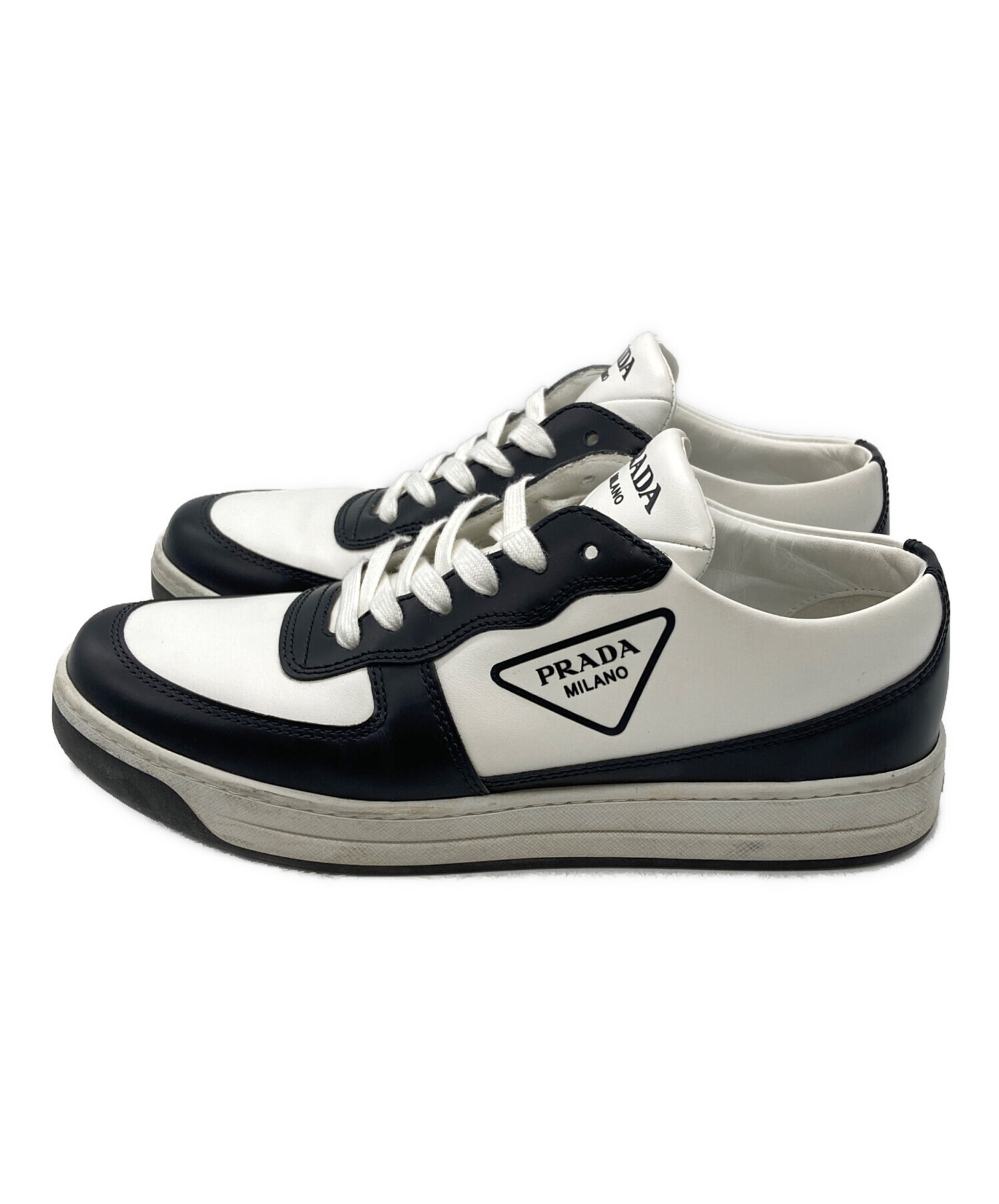 美品 PRADA ホワイト ストライプ スニーカー 楽天市場】【新品□正規品□送料無料□ギフト包装無料】PRADA プラダ