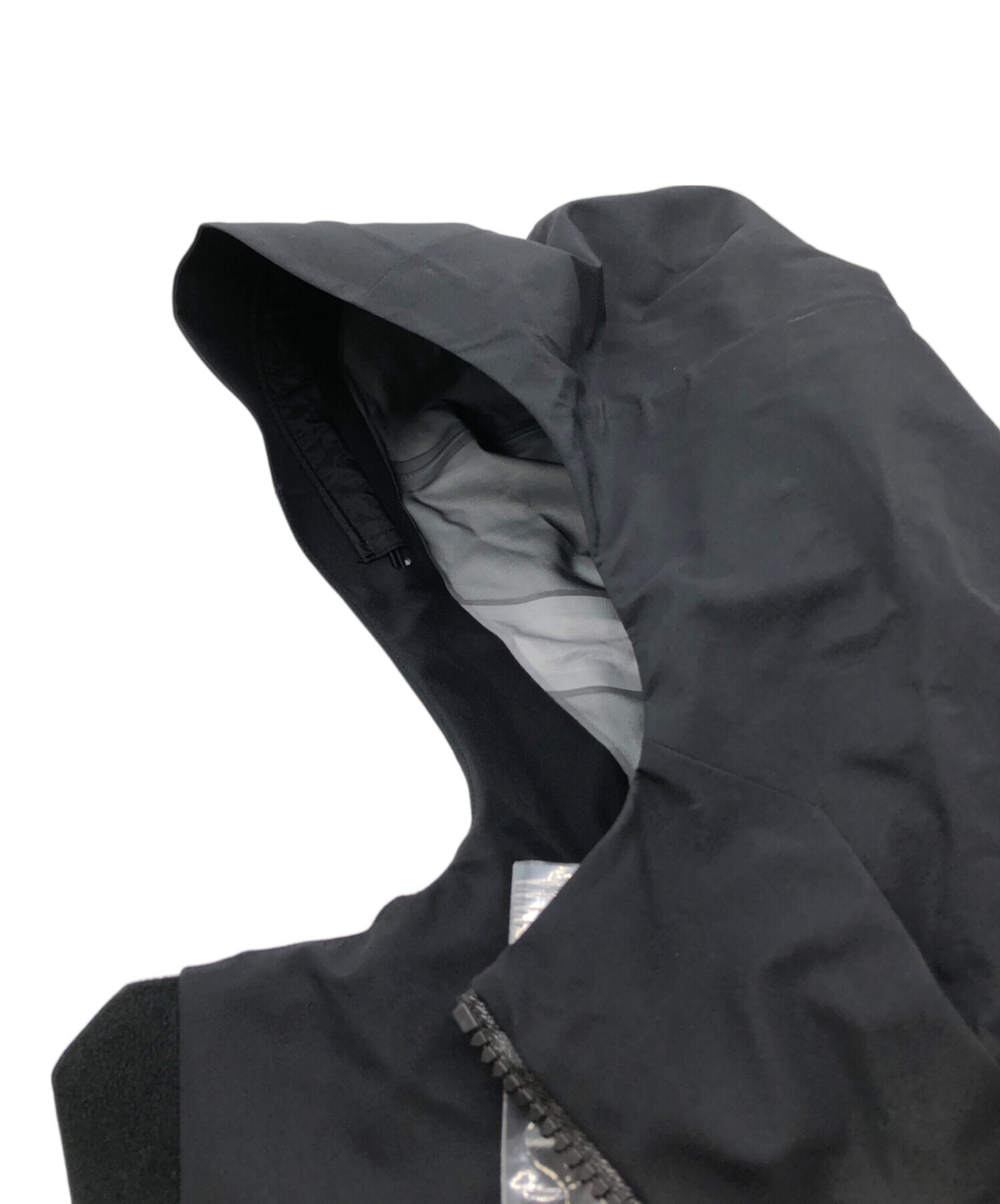 美品　アークテリクス　フレイザージャケット　ブラック　Mサイズ アークテリクスが話題のフレイザージャケットを発売 - PRESSPORTS