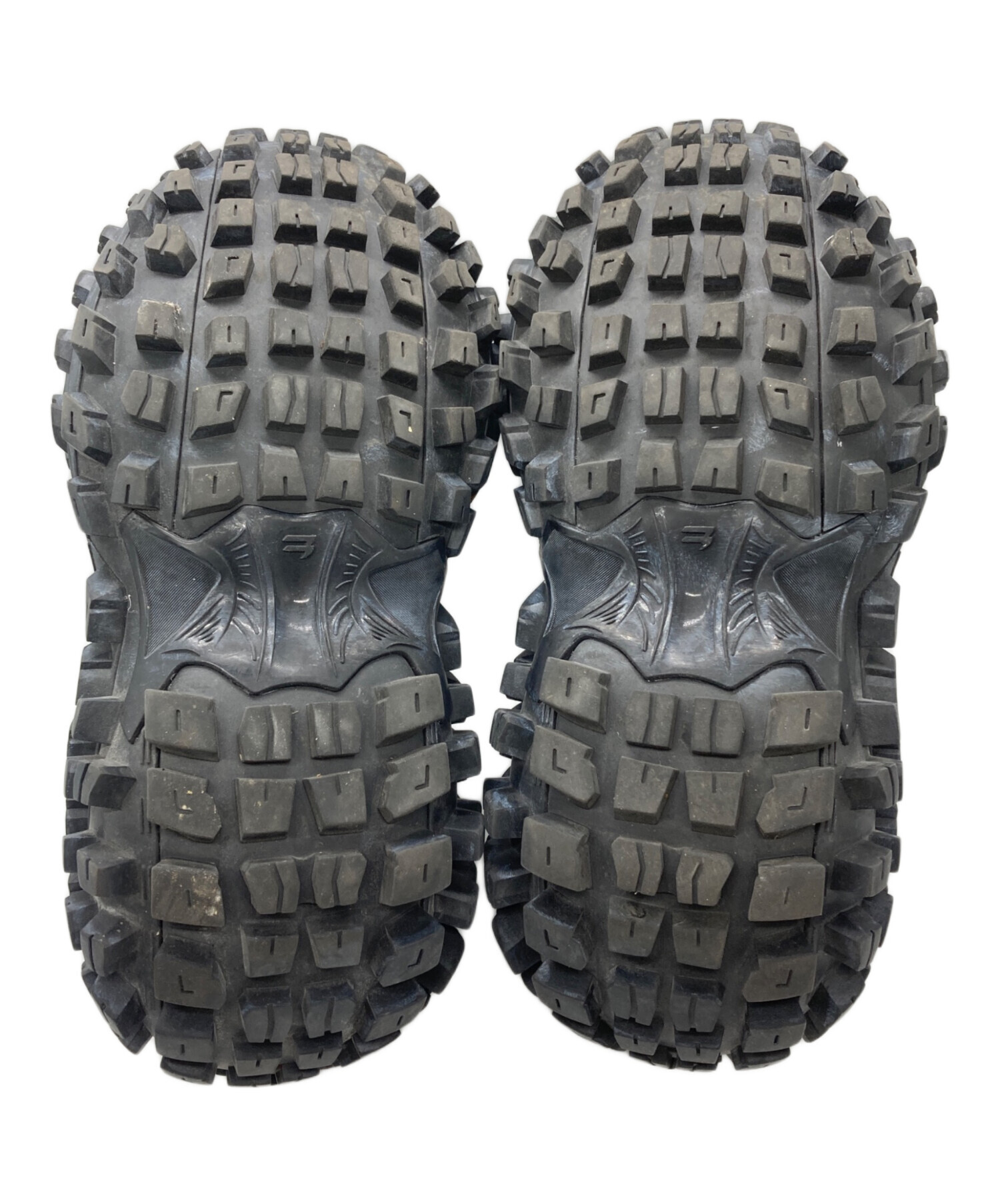 「最終値下げ」Balenciaga Bouncer/Defender 43 中古・古着通販】BALENCIAGA (バレンシアガ) DEFENDER BOUNCER