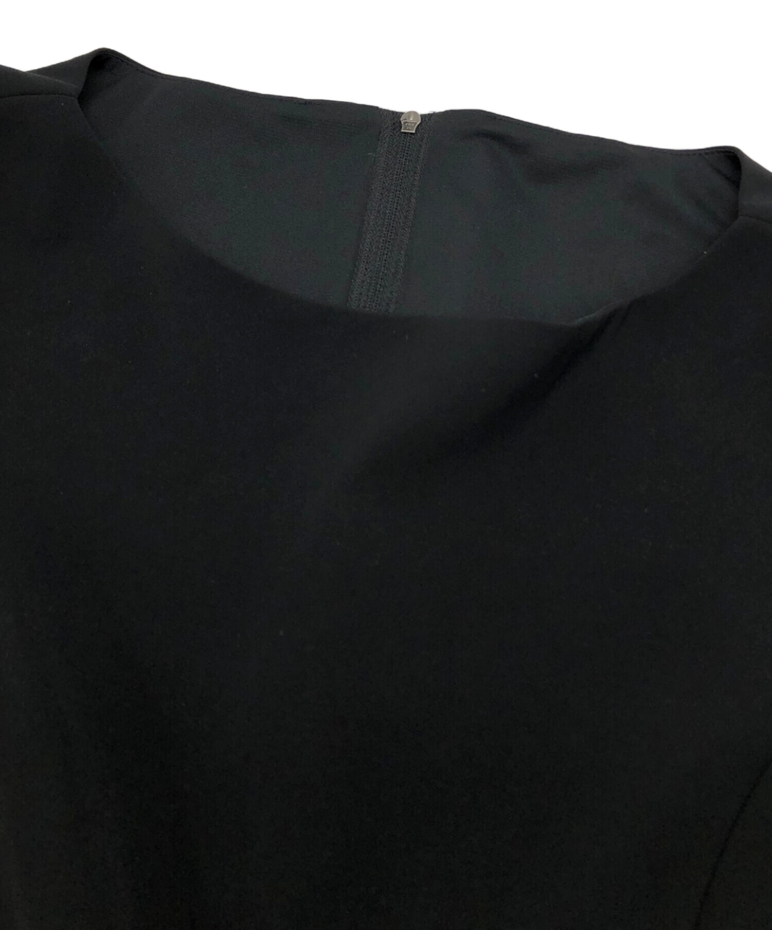 美品 近年 フォクシー Alexandria ワンピース 半袖 ブラック 中古・古着通販】FOXEY NEWYORK (フォクシーニューヨーク) DRESS