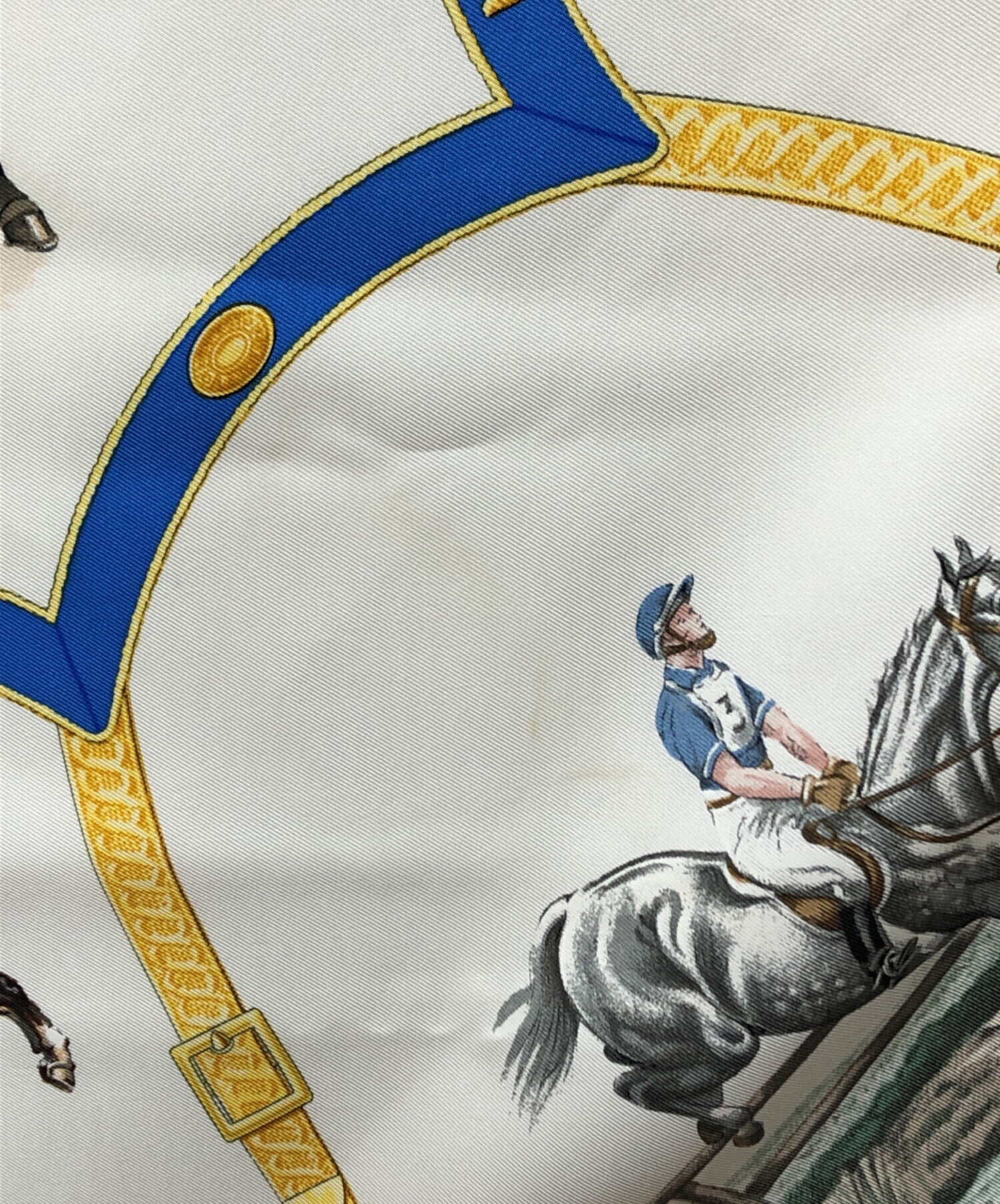 未使用✨HERMES エルメス スカーフ カレ90 馬術 ピンク 90cm HERMES（エルメス） スカーフ カレ90 CARRE シルク ピンク 【ROBE