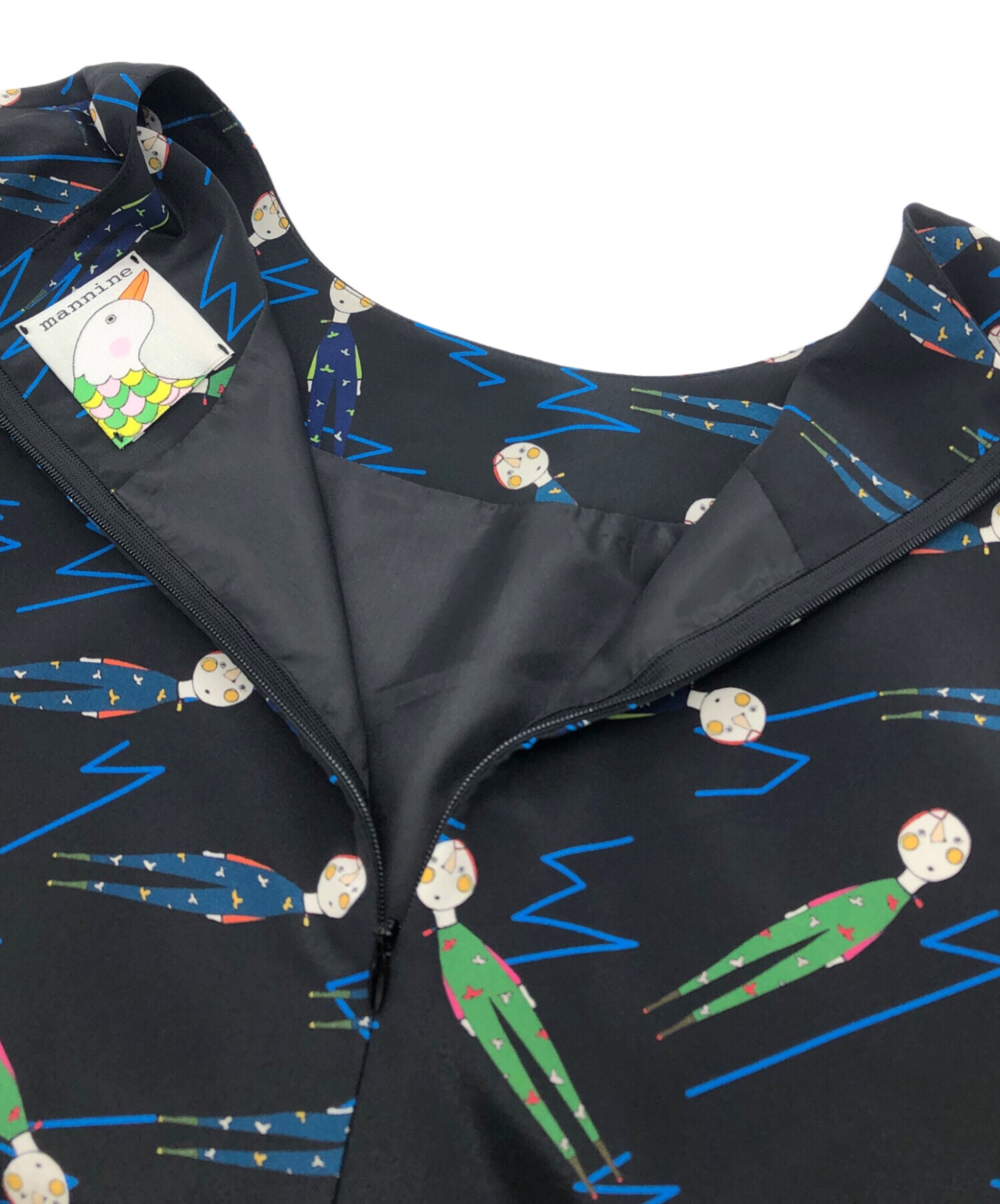 中古・古着通販】mannine (マンナイン) 総柄ワンピース ブラック