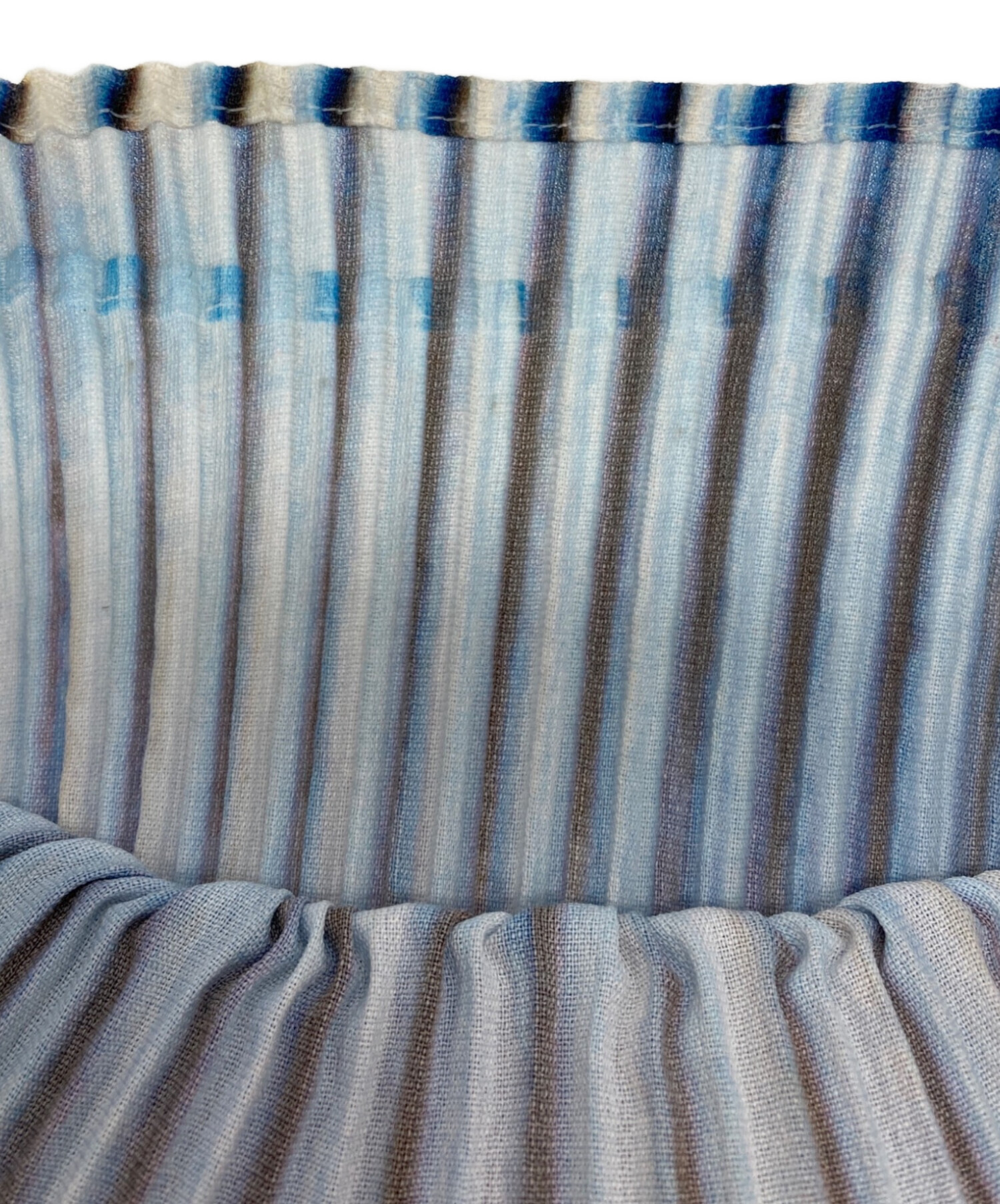 激レア☆ PLEATS PLEASE 　イッセイミヤケ　トップス　カットソー 中古・古着通販】ISSEY MIYAKE (イッセイミヤケ) OBSCURE PLEATS