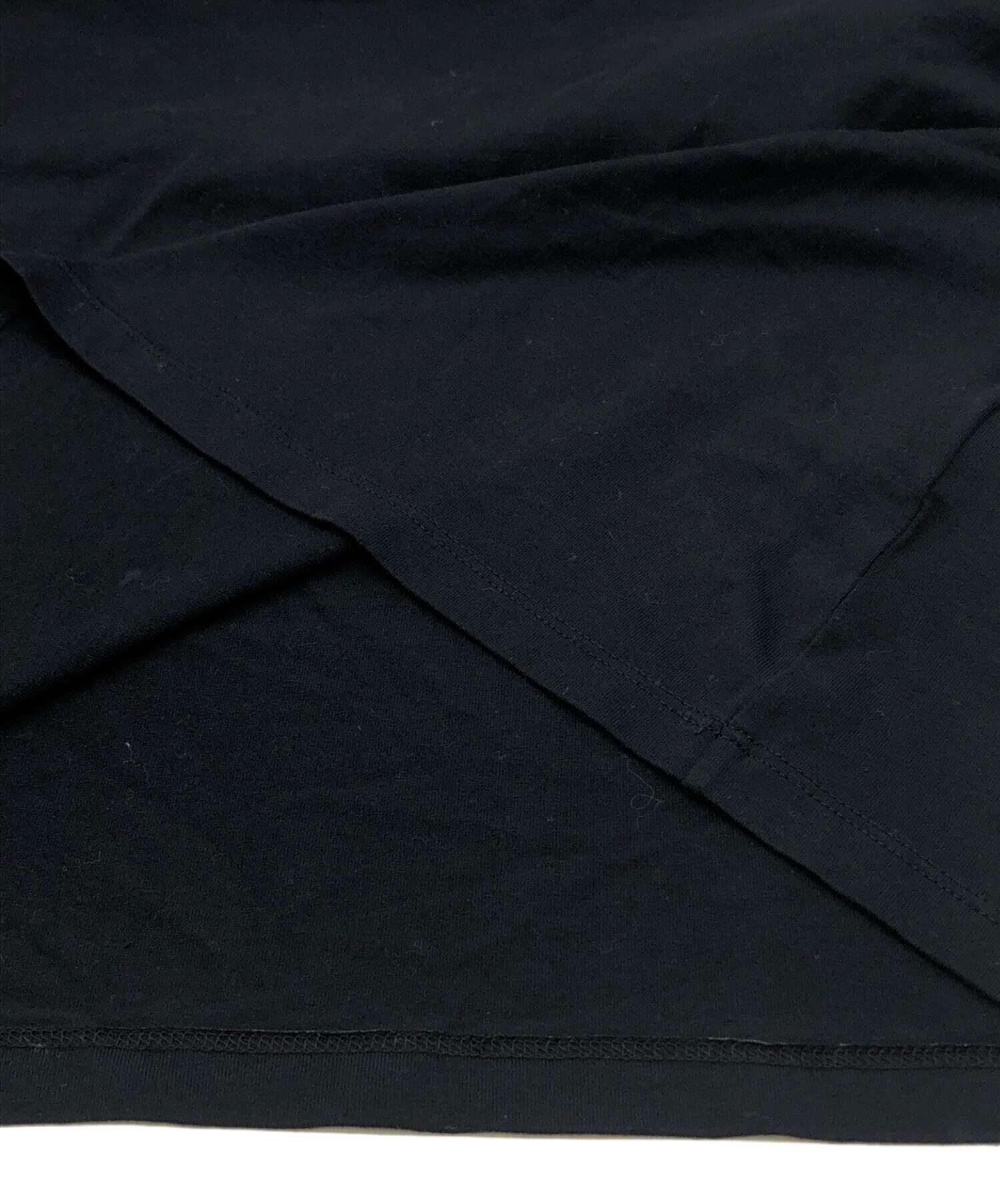 中古・古着通販】PRADA (プラダ) ラバーロゴポケットTシャツ ブラック