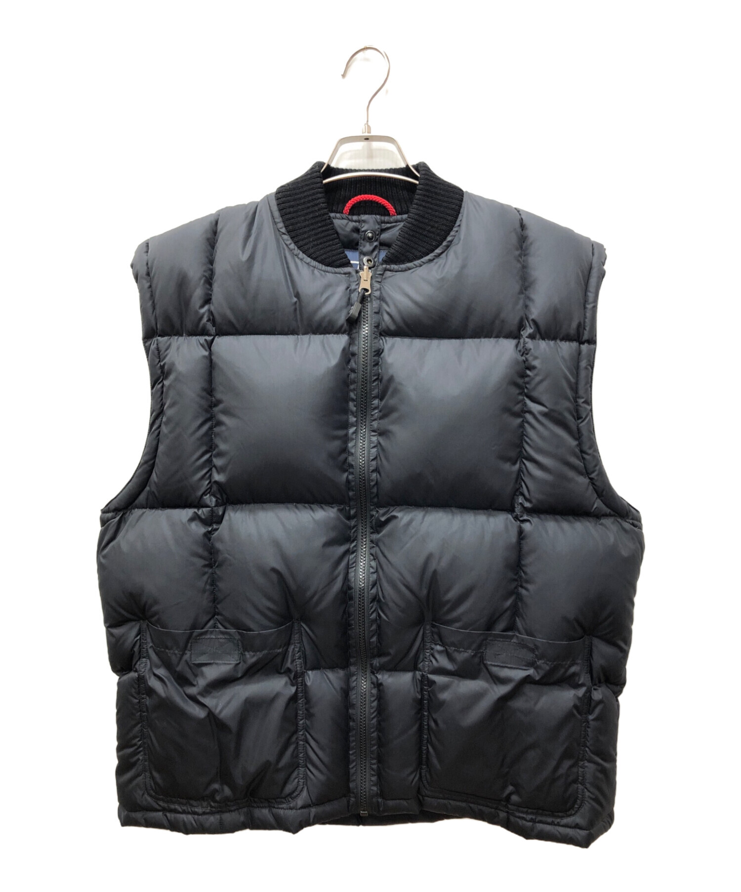 中古・古着通販】stussy (ステューシー) ダウンベスト ブラック サイズ