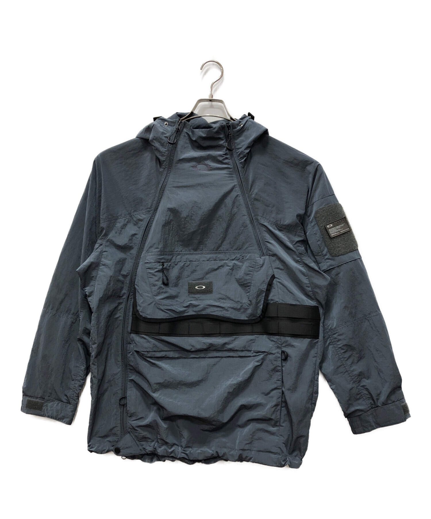 中古・古着通販】OAKLEY (オークリー) Fgl Stroke Anorak 5.7 グレー