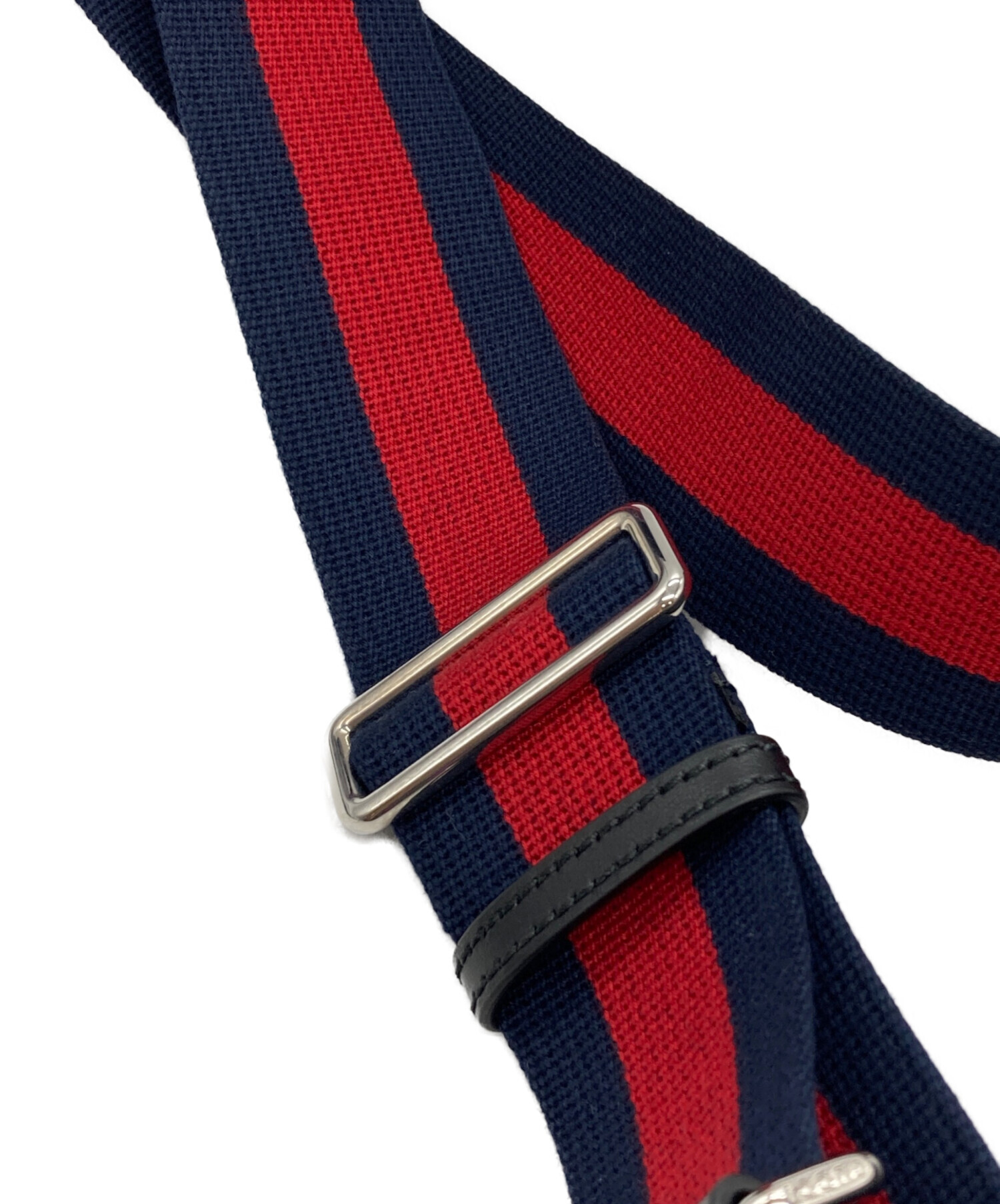 ハ*ー様 GUCCI ボディバッグ・ウエストポーチ GGパターンお値下げ 角スレ 中古・古着通販】GUCCI (グッチ) GGパターン ミディアム クロスボディ