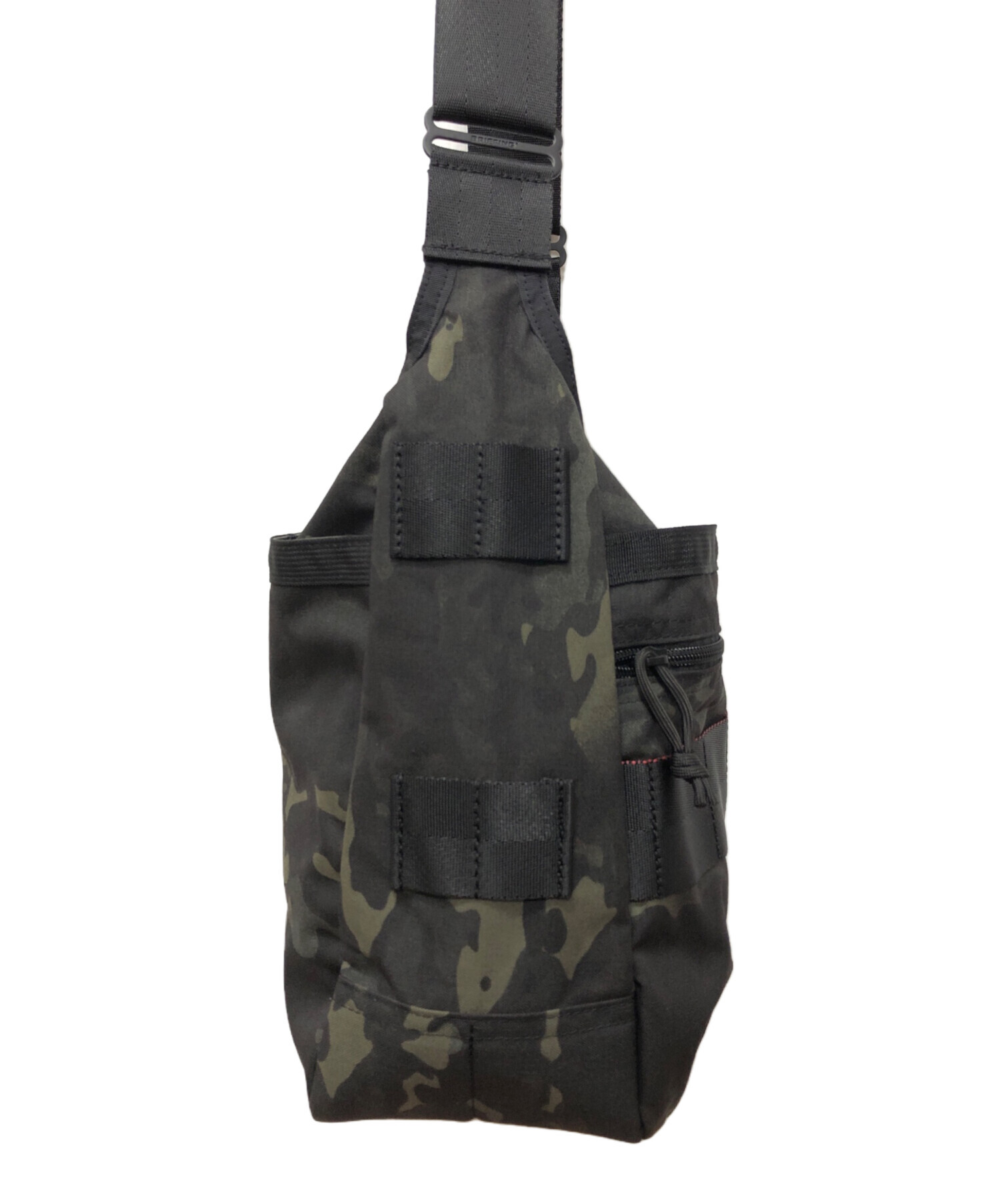 中古・古着通販】BRIEFING (ブリーフィング) DAY TRIPPER カモフラ 中古・古着通販】BRIEFING (ブリーフィング) DAY TRIPPER カモフラ
