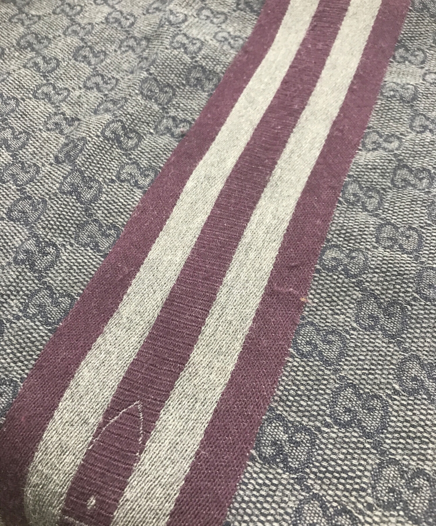 GUCCI ベルトデザイン ストール 大判 中古・古着通販】GUCCI (グッチ) GGベルトデザインストール グレー