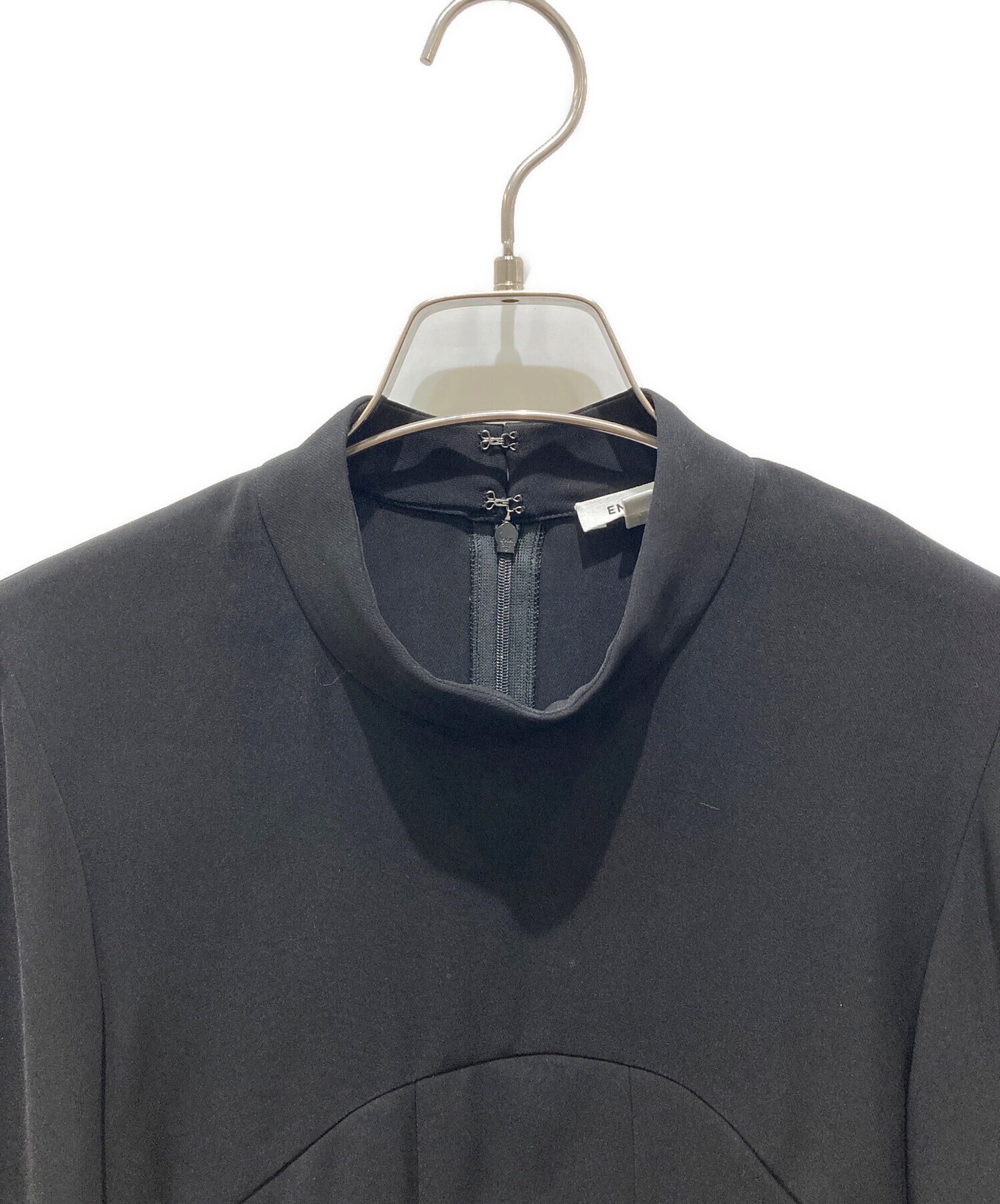 エンフォルド 24SS ﾌﾞﾗｯｸ ﾚｰﾖﾝ混 SOLID-SLEEVE PULLOVER 38 ENFOLD（エンフォルド） 24SS ブラック レーヨン混 SOLID-SLEEVE