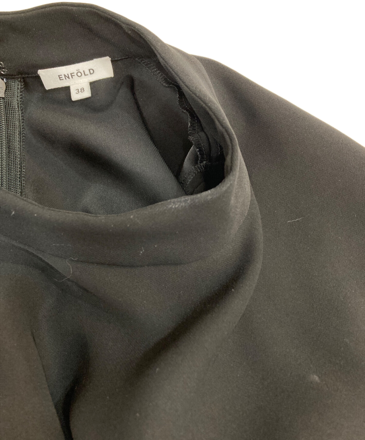 エンフォルド 24SS ﾌﾞﾗｯｸ ﾚｰﾖﾝ混 SOLID-SLEEVE PULLOVER 38 ENFOLD（エンフォルド） 24SS ブラック レーヨン混 SOLID-SLEEVE