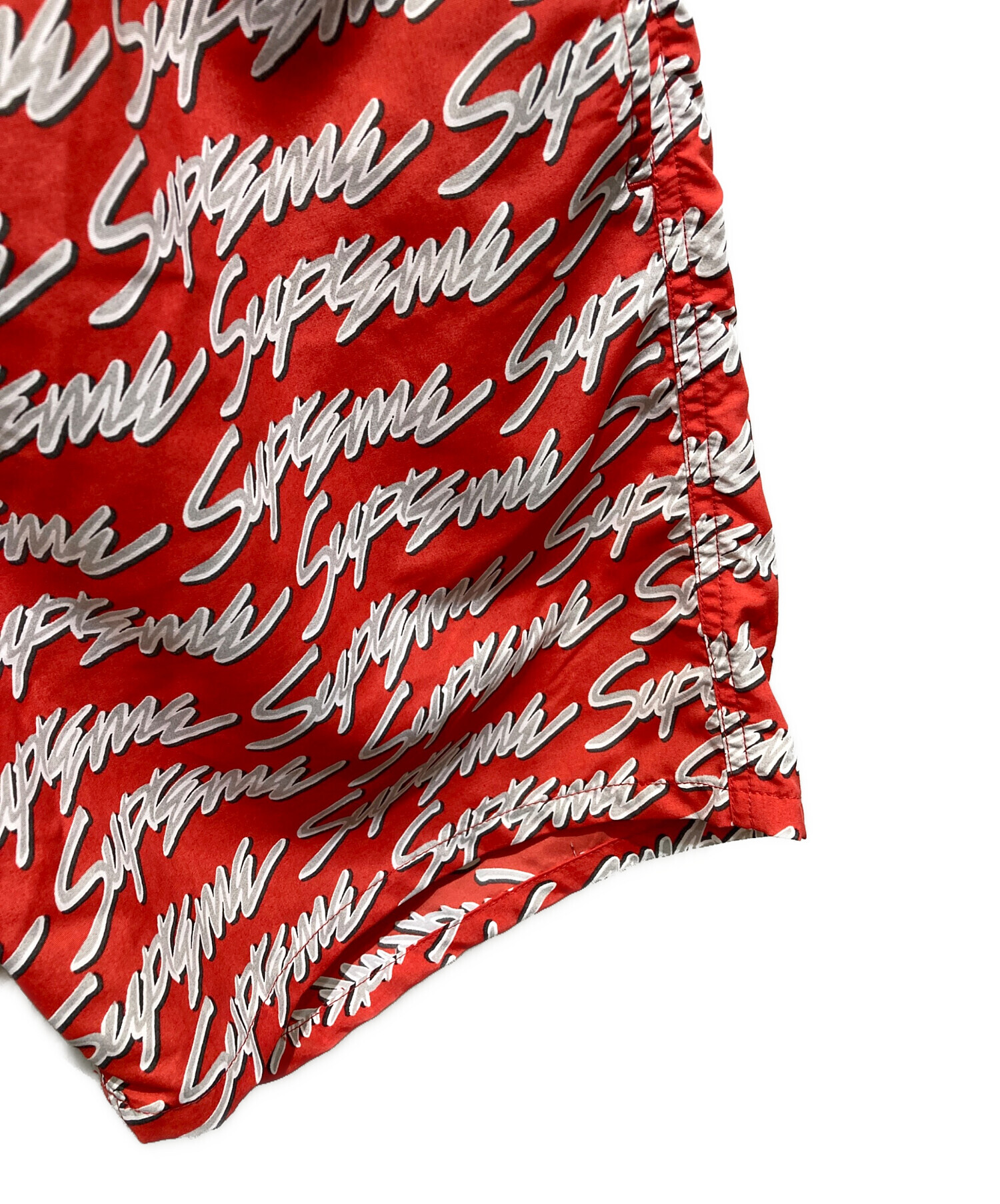 Signature Script Logo Water Shorts - L