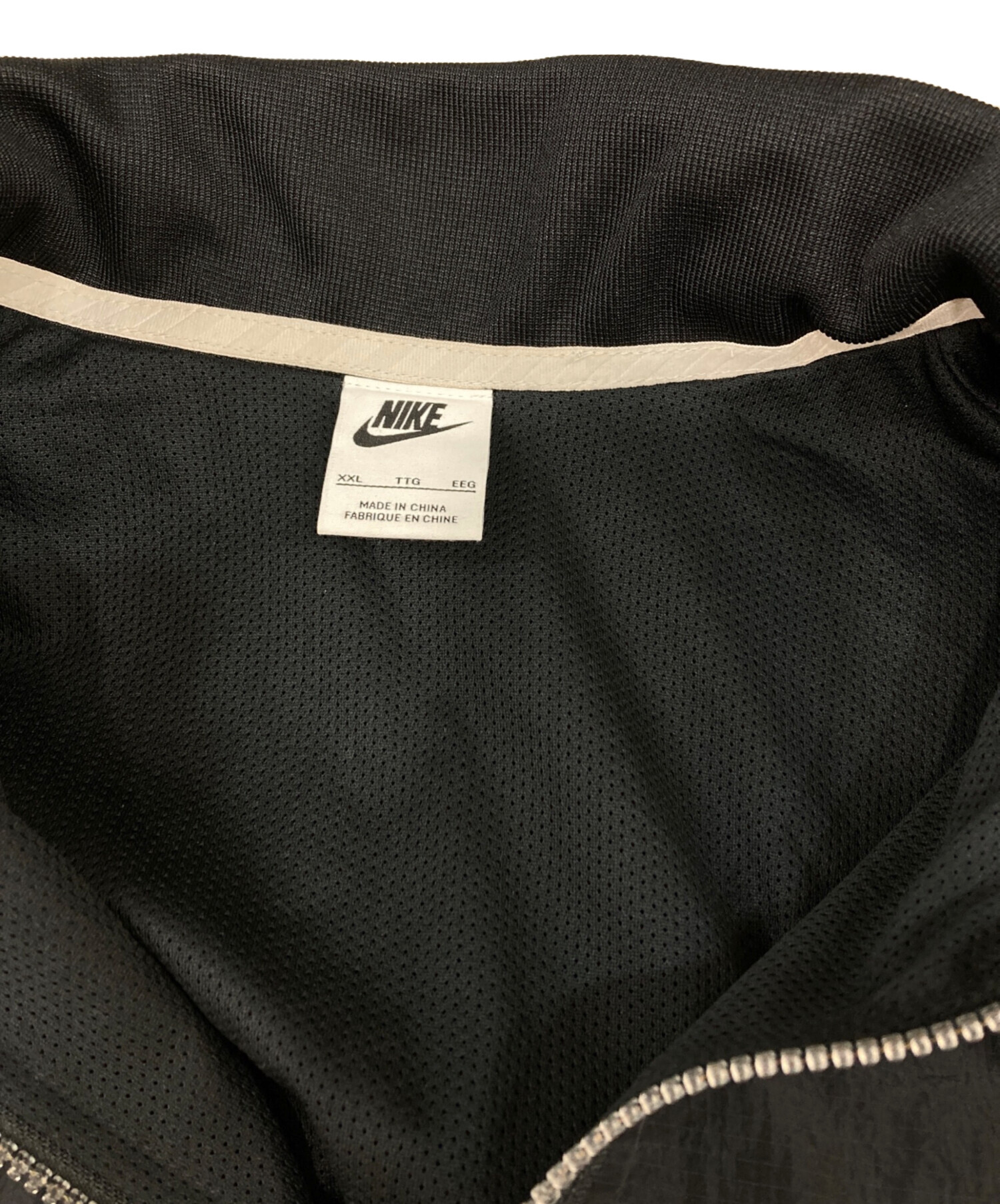 Nike ハーフジップ ブラックジャケット 中古・古着通販】NIKE (ナイキ) ハーフジップナイロンジャケット