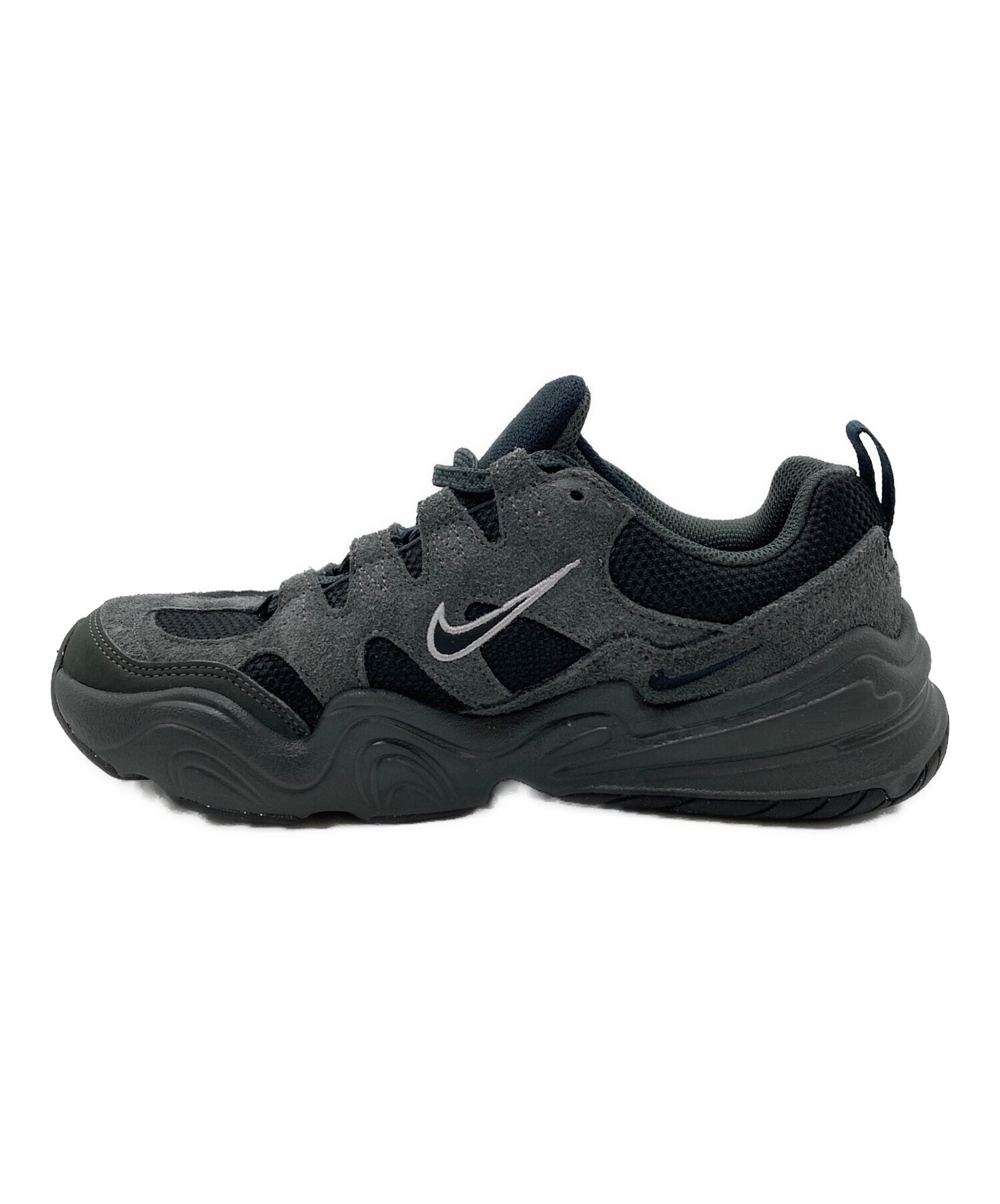 中古・古着通販】NIKE (ナイキ) NIKE TECH HERA ブラック サイズ:24.5 