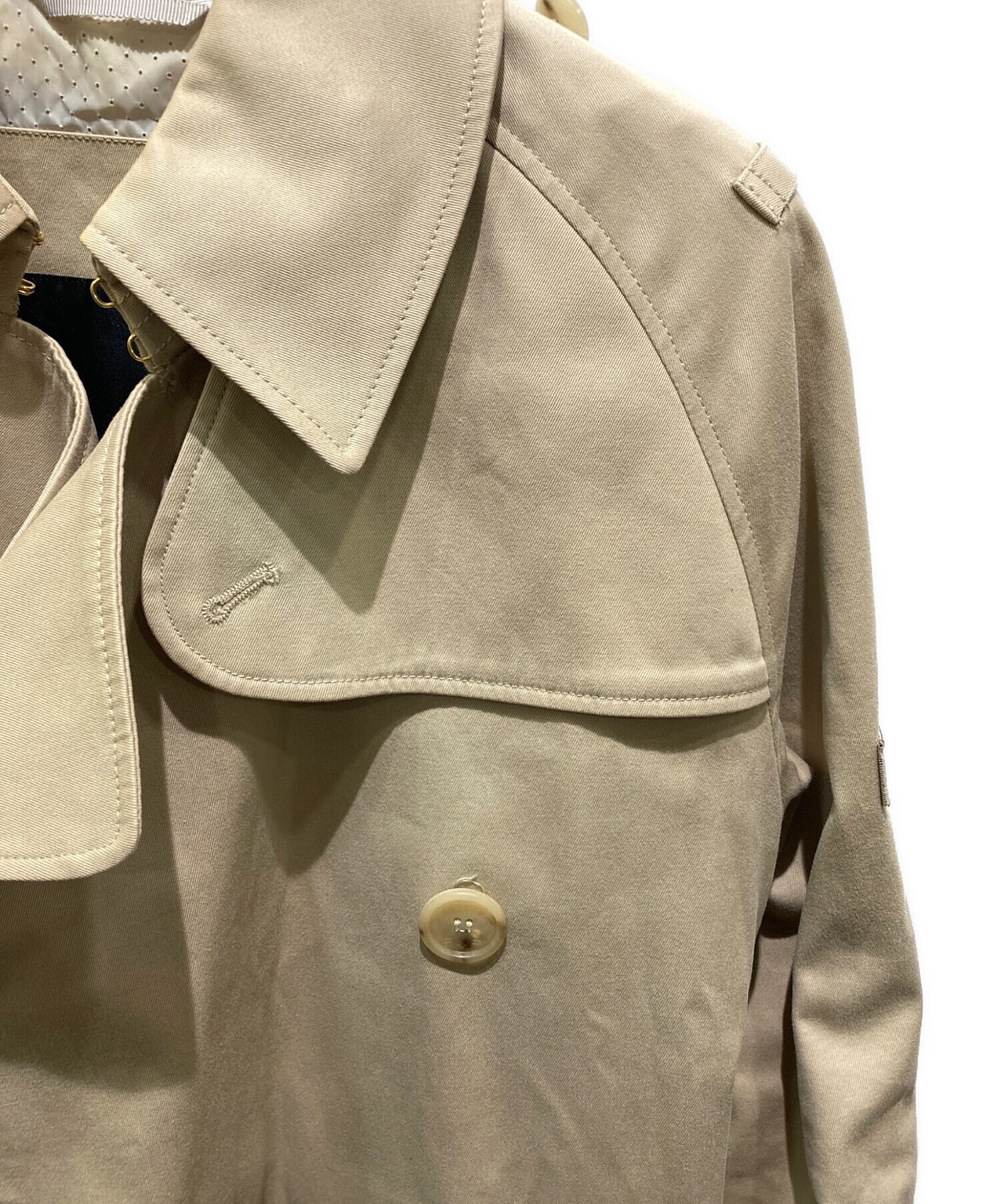 商談中☆新品タグ付☆ TATRAS ☆レディース トレンチコート 商談中☆新品タグ付☆ TATRAS ☆レディース トレンチコート 商談中☆新品