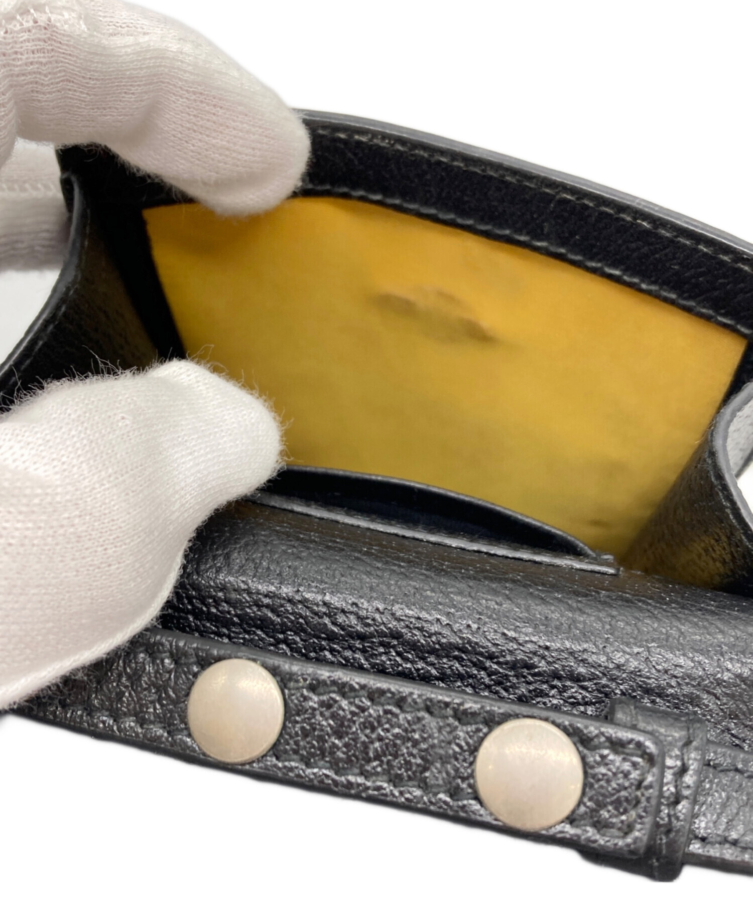 希少カラーGUCCI グッチ アクセサリーポーチ オールレザー イエロー 黄色 希少カラーGUCCI グッチ アクセサリーポーチ オールレザー イエロー