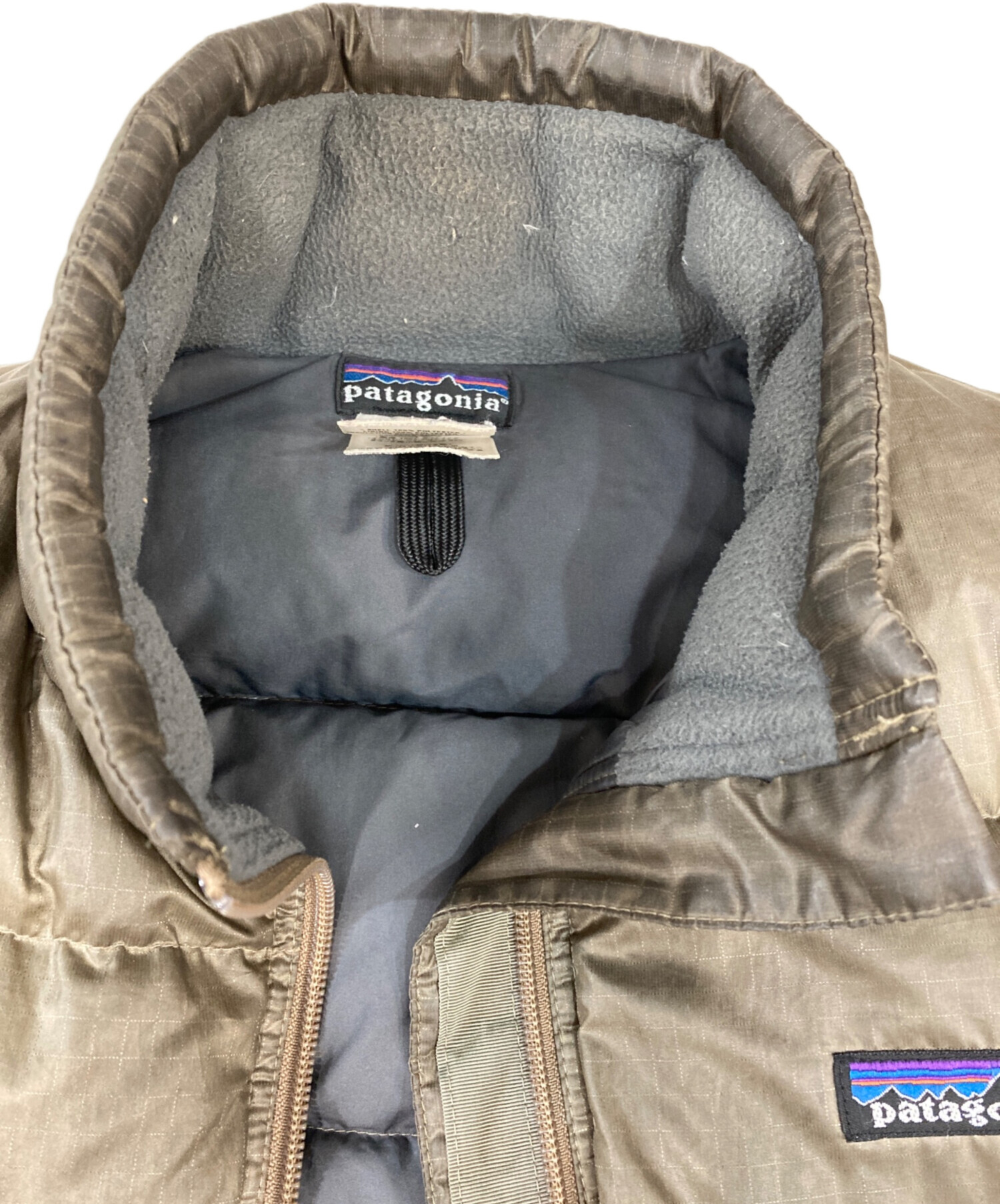 中古・古着通販】Patagonia (パタゴニア) ダウンベスト ブラウン