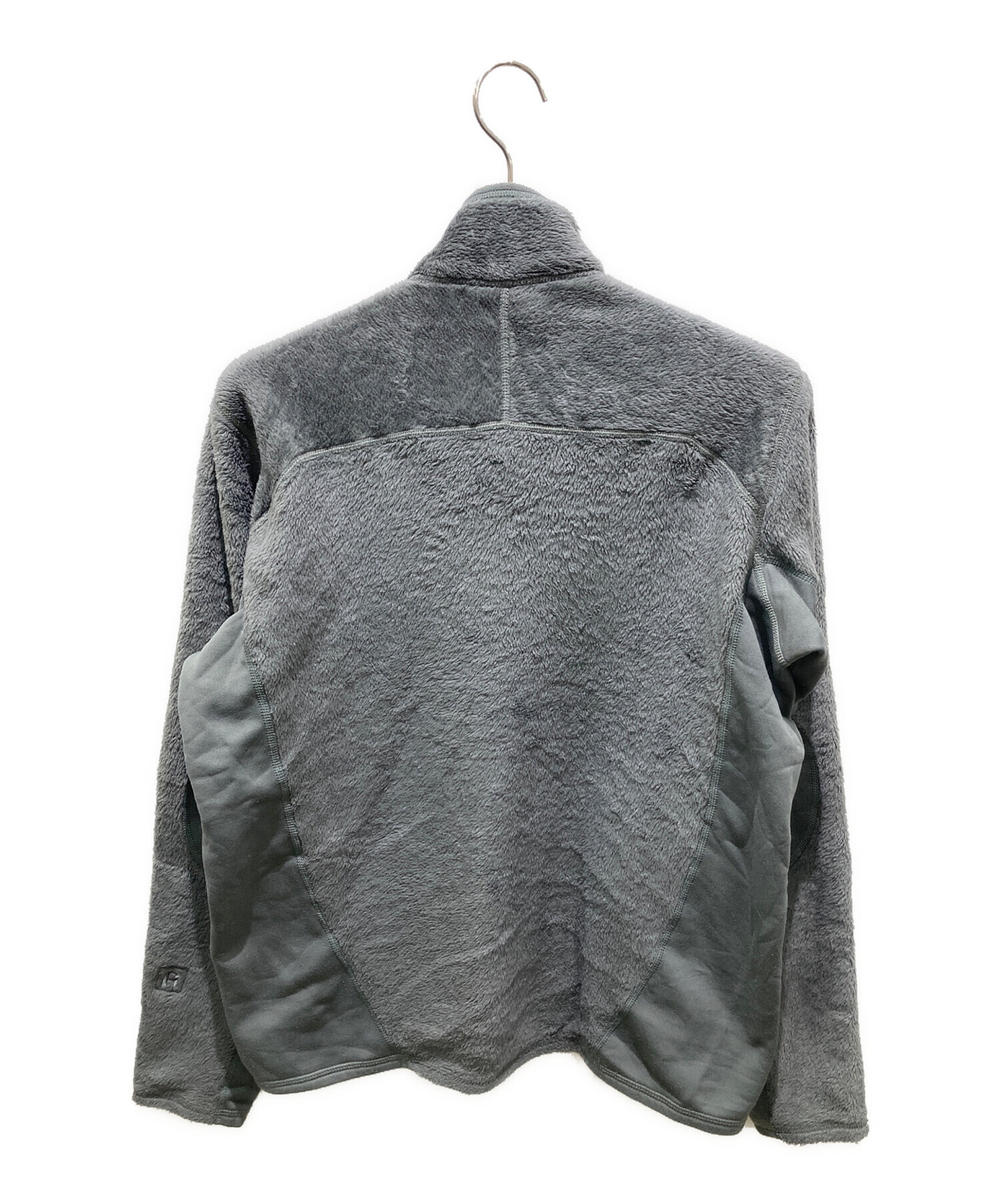 中古・古着通販】Patagonia (パタゴニア) R2フリースジャケット グレー