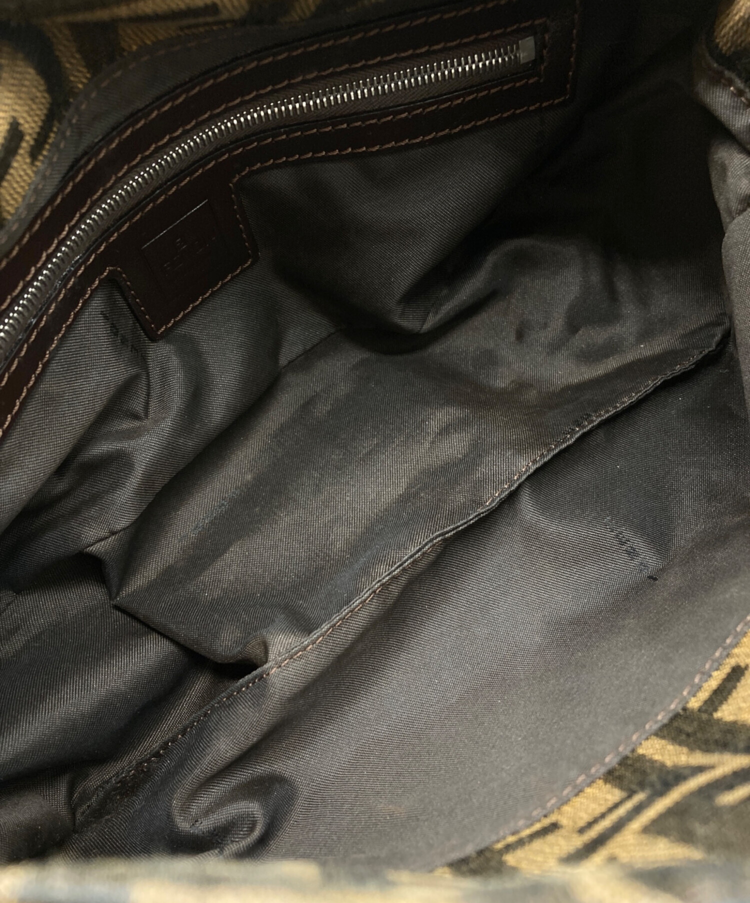美品 FENDI フェンディ パイソンレザー マチなし ワンショルダーバッグ ブラウン系 レディース 古着 中古 USED 中古・古着通販】FENDI (フェンディ) ショルダーバッグ ブラウン