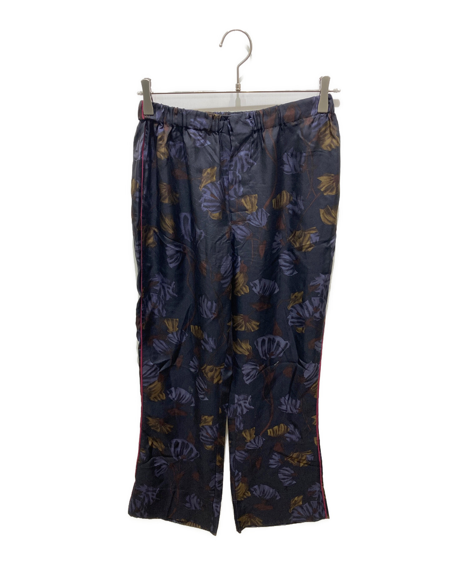 中古・古着通販】PRADA (プラダ) パイピング花柄パンツ ブラック