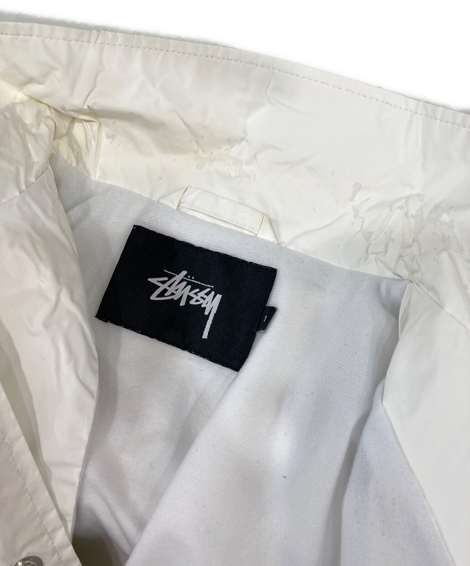 【美品】stussy　コーチジャケット　アウター　ステューシー　白 中古・古着通販】stussy (ステューシー) コーチジャケット ホワイト