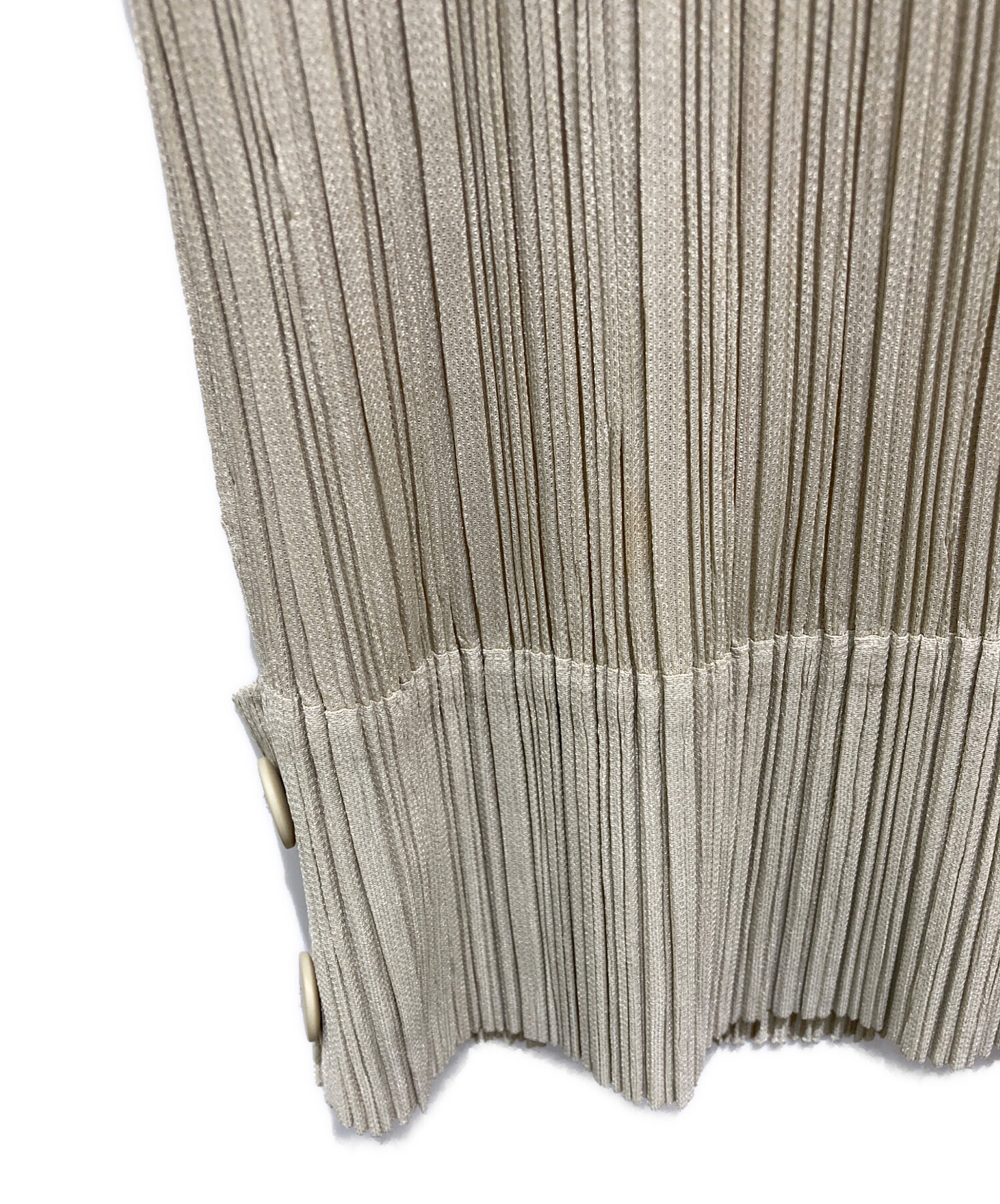 値下げしました‼️【新品】ハーフプリーツパンツ　ベージュ 中古・古着通販】PLEATS PLEASE (プリーツプリーズ) プリーツハーフ