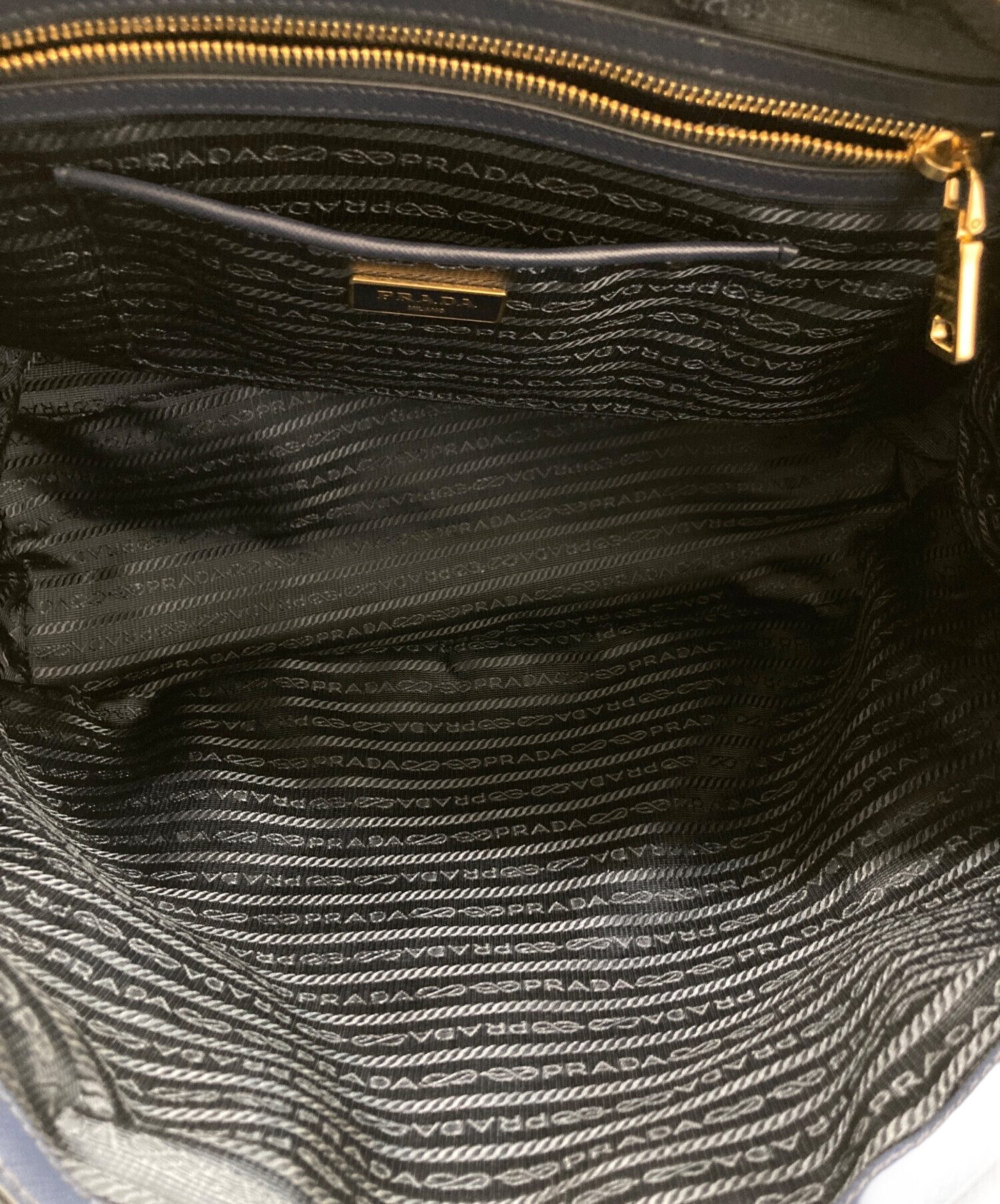 【中古品】PRADA ネイビー レザー 2wayビジネスバッグ 中古・古着通販】PRADA (プラダ) 2wayトートバッグ ネイビー｜ブランド