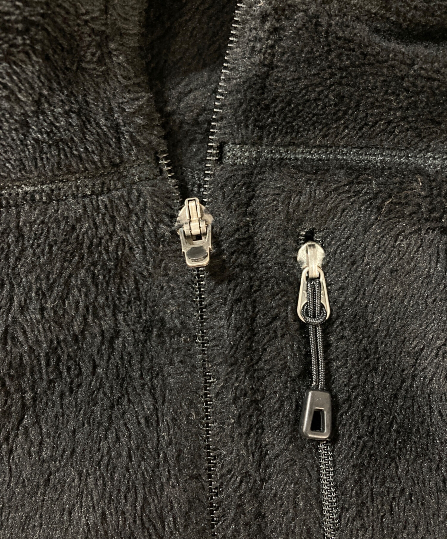 中古・古着通販】Patagonia (パタゴニア) R2 FLEECE JACKET ブラック