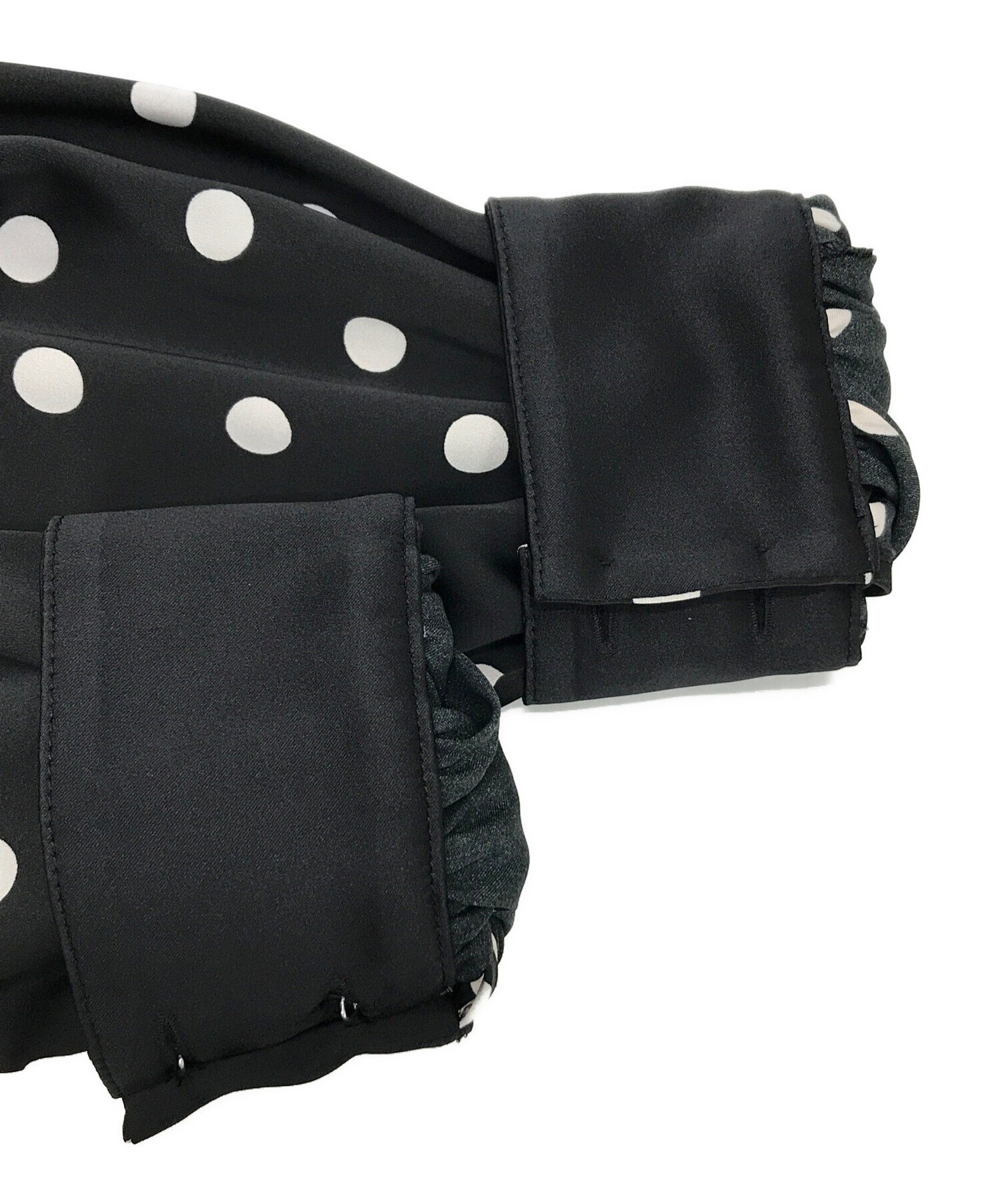 ANAYI サテンドット プリーツ切り替え ワンピース 38 中古・古着通販】ANAYI (アナイ) サテンドットプリーツ切替ワンピース